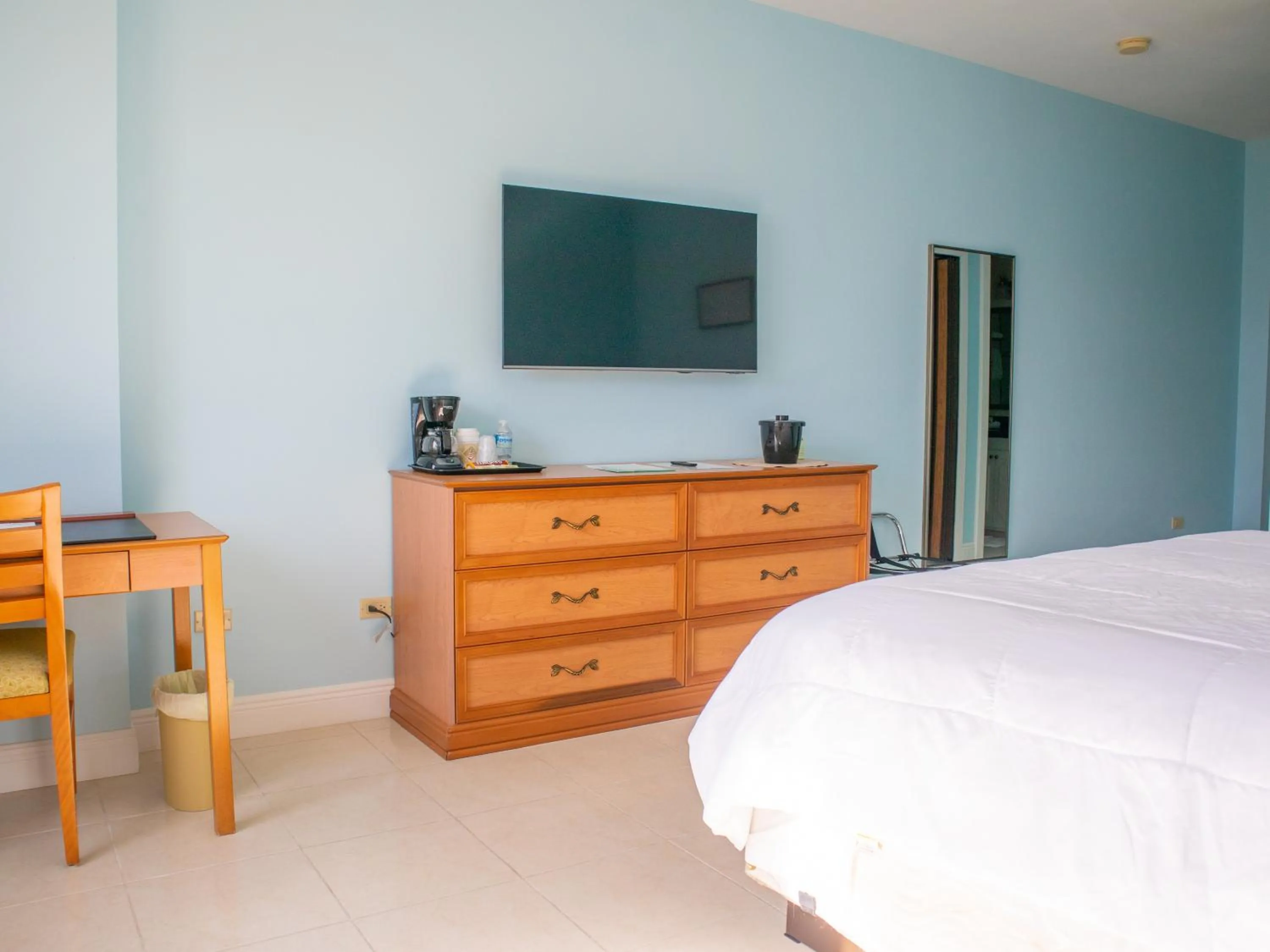 TV and multimedia, Bed in Princess Vegas Hotel & Casino