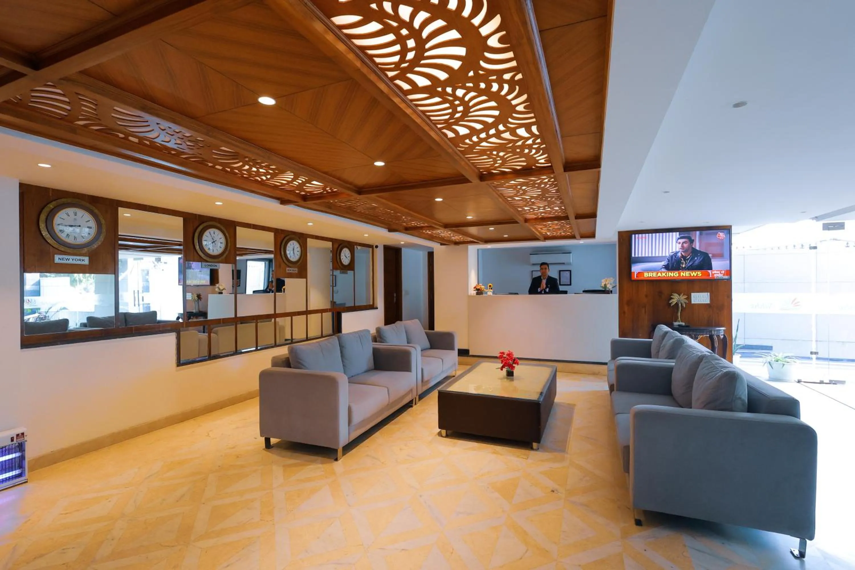 Lobby or reception in Nikko Premier - Near Medanta Hospital