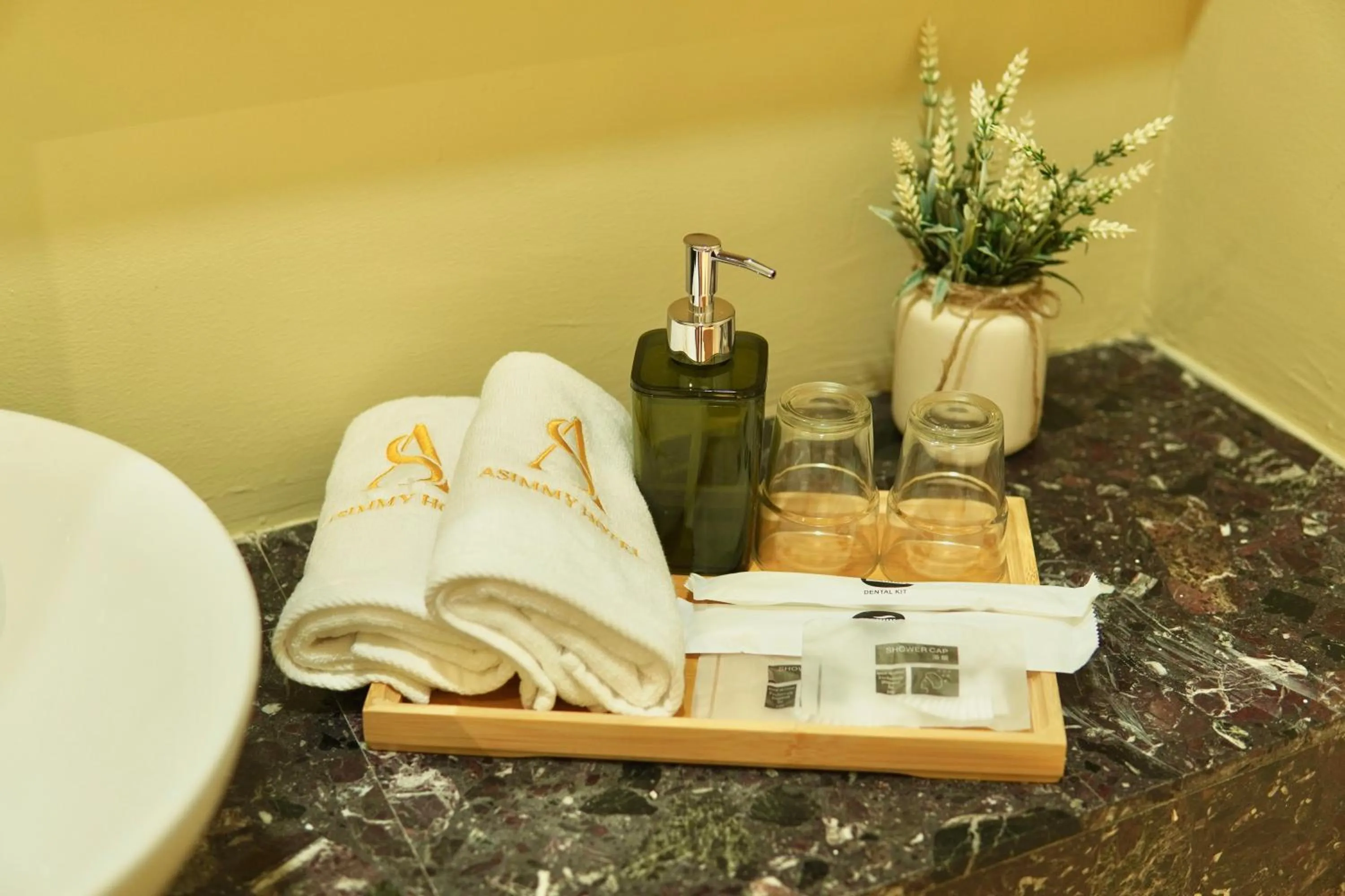 towels in Asimmy Hotel