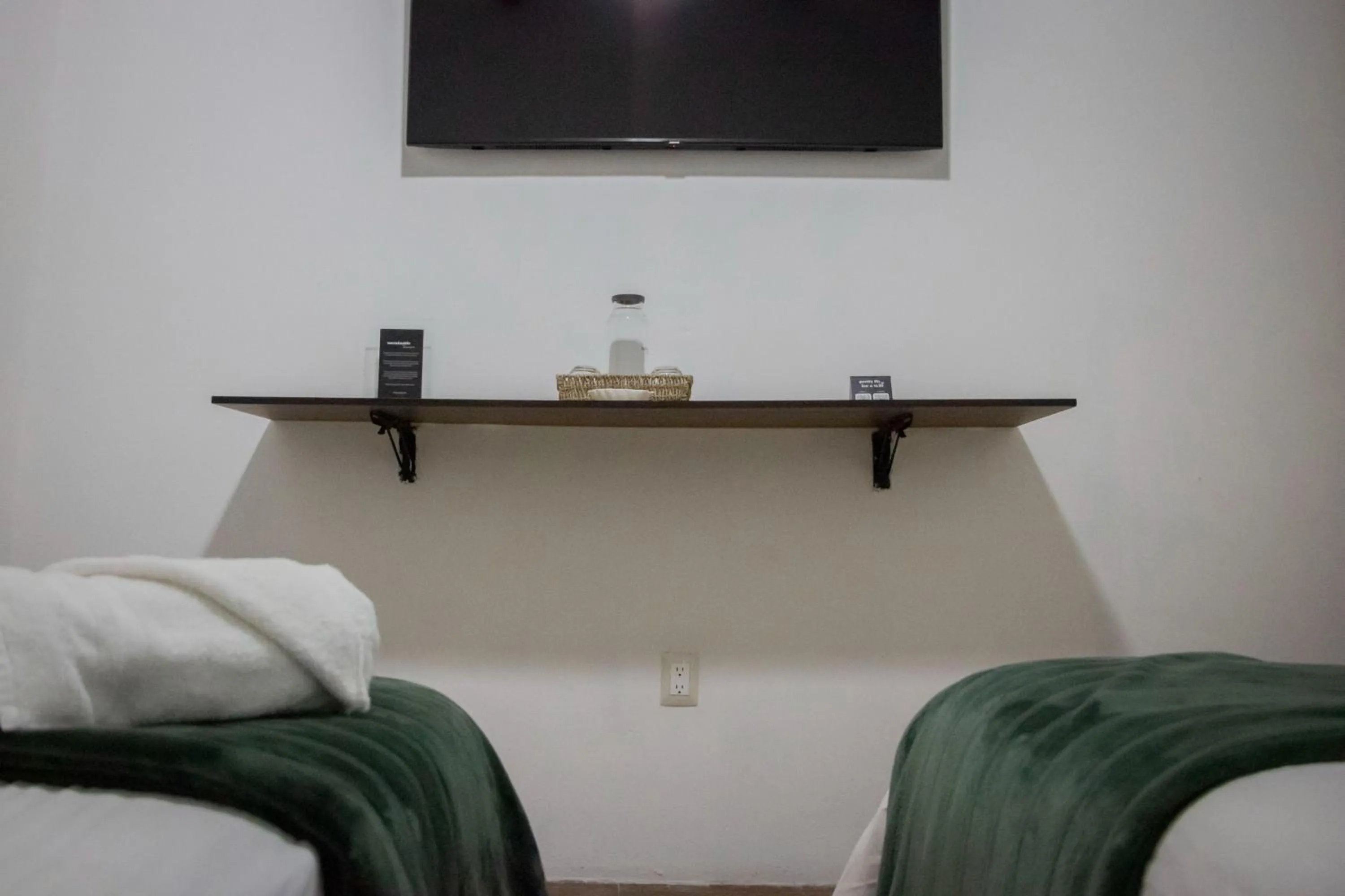 Bedroom, Bed in Collection O Patio Zaragoza