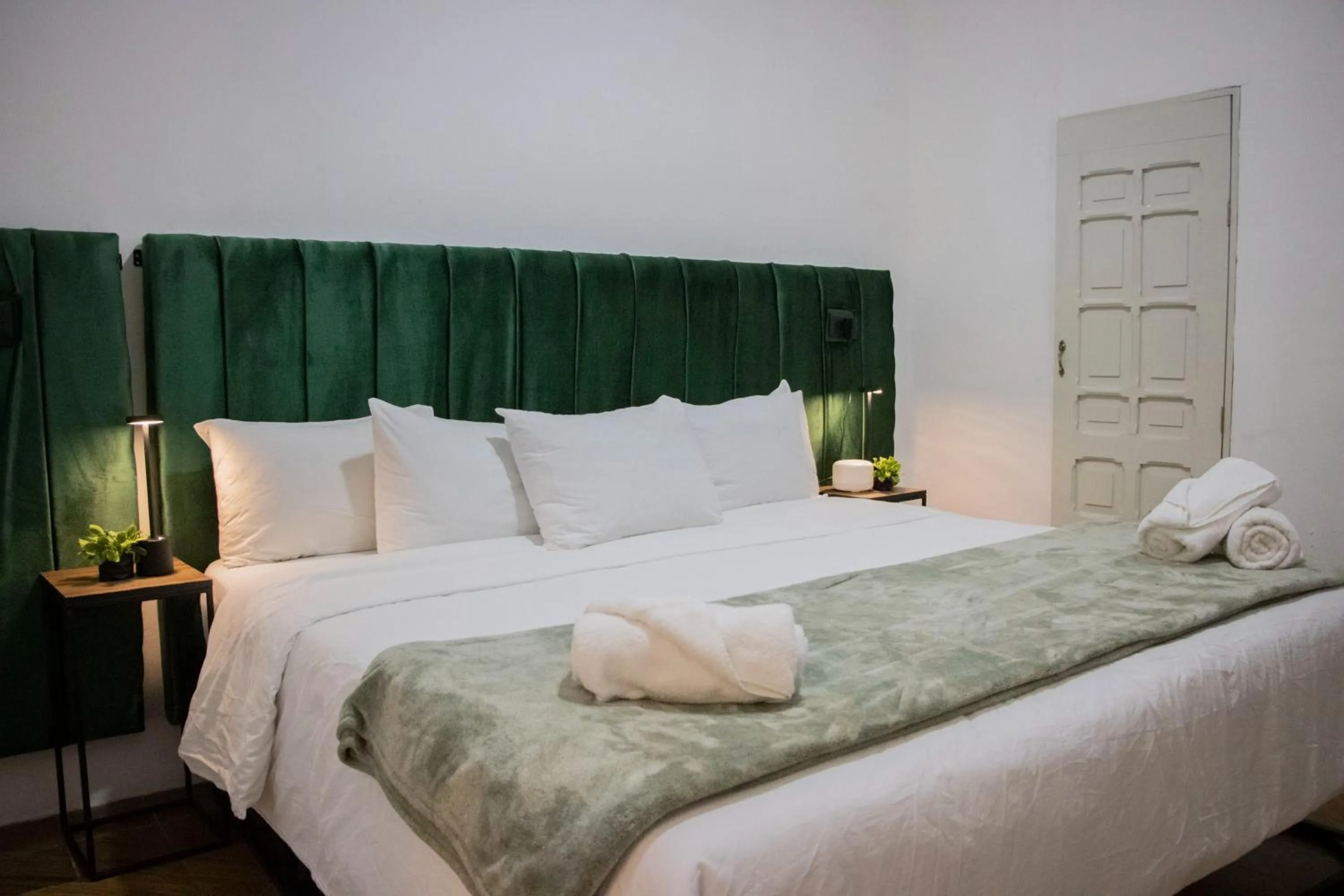 Bedroom, Bed in Collection O Patio Zaragoza