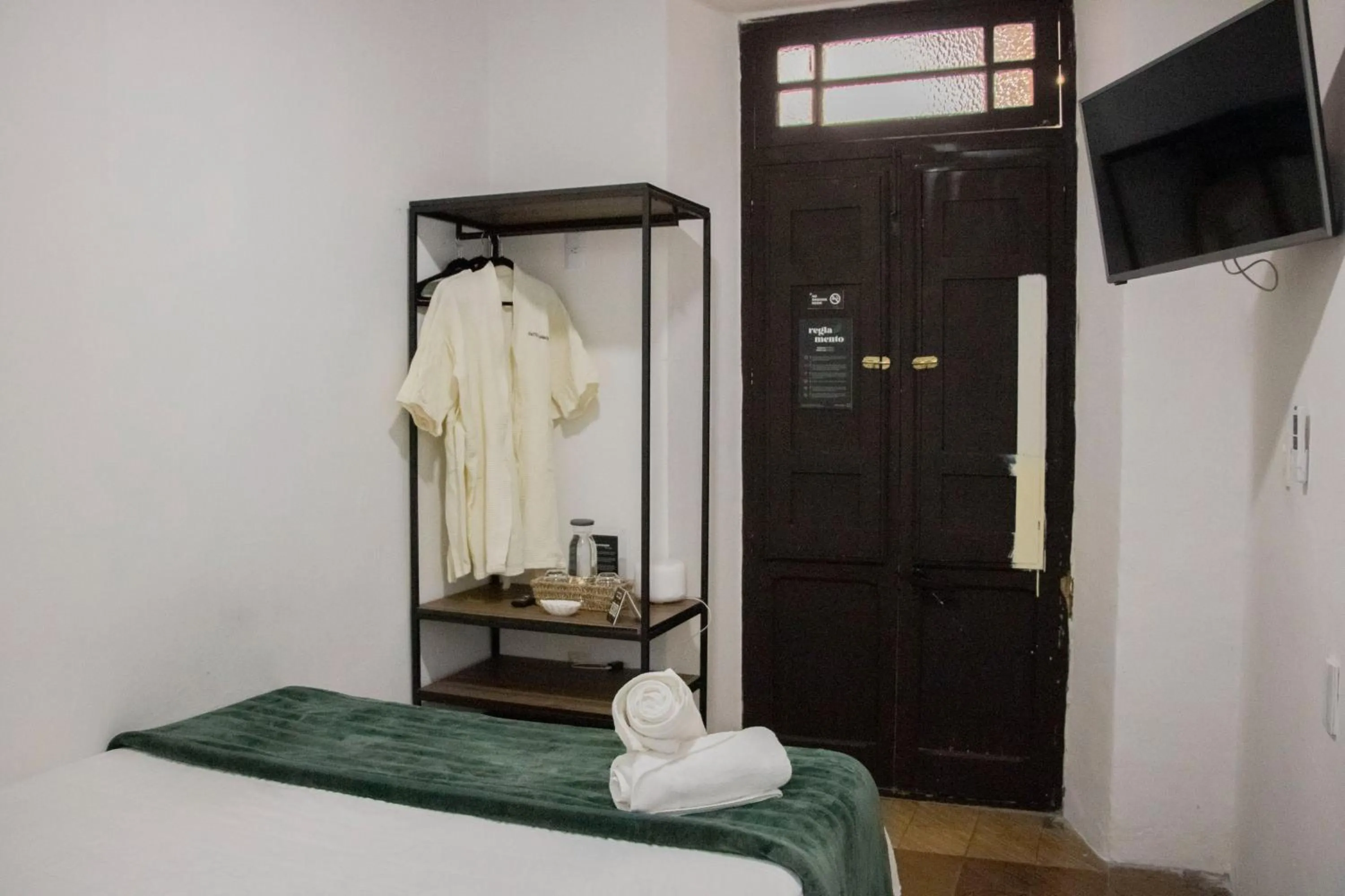 Bedroom in Collection O Patio Zaragoza