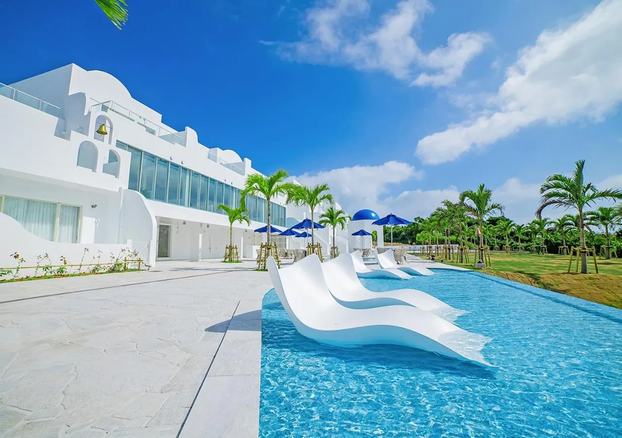 Pool view in SANTORINI HOTEL&VILLAS MIYAKOJIMA