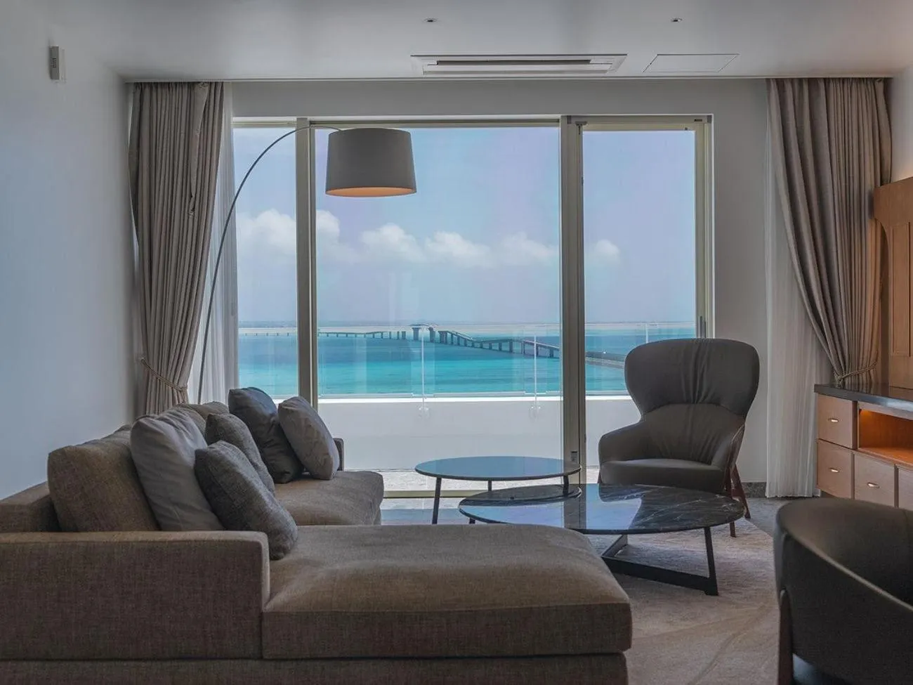 Living room in SANTORINI HOTEL&VILLAS MIYAKOJIMA