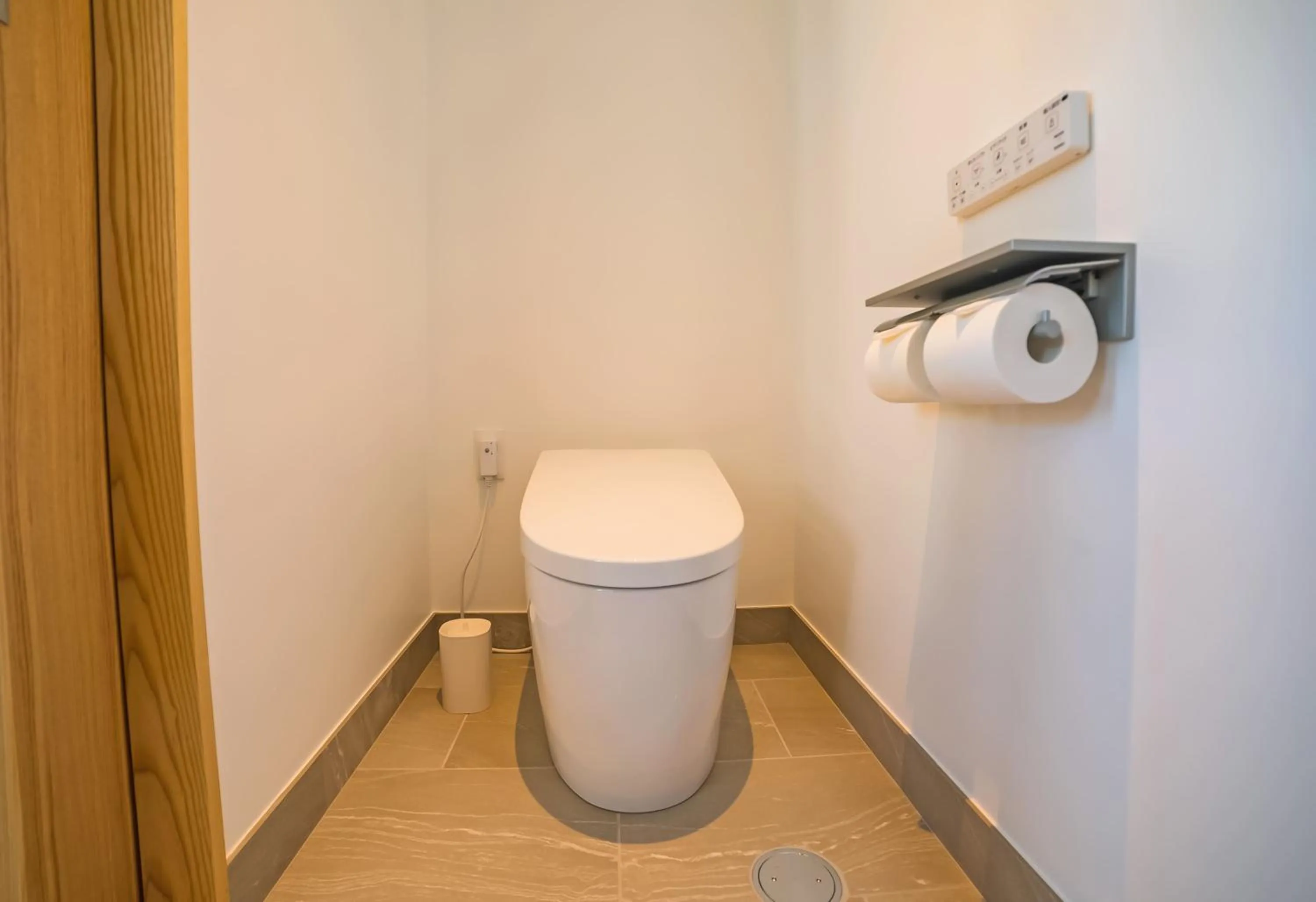 Toilet in SANTORINI HOTEL&VILLAS MIYAKOJIMA