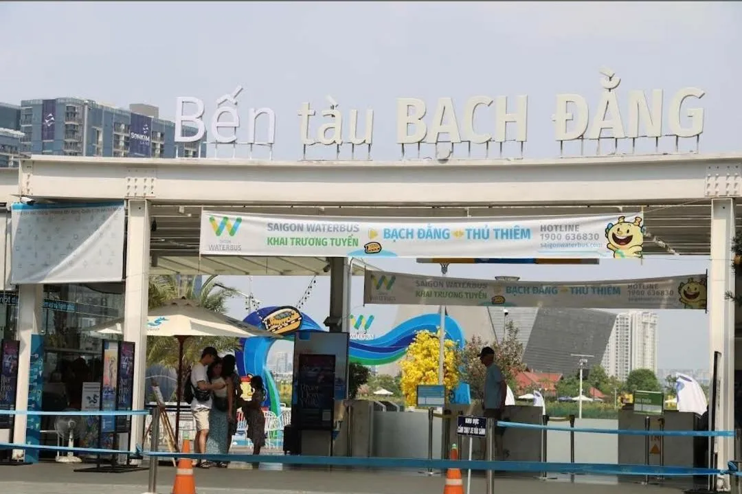 shuttle in Thong Dong Homestay