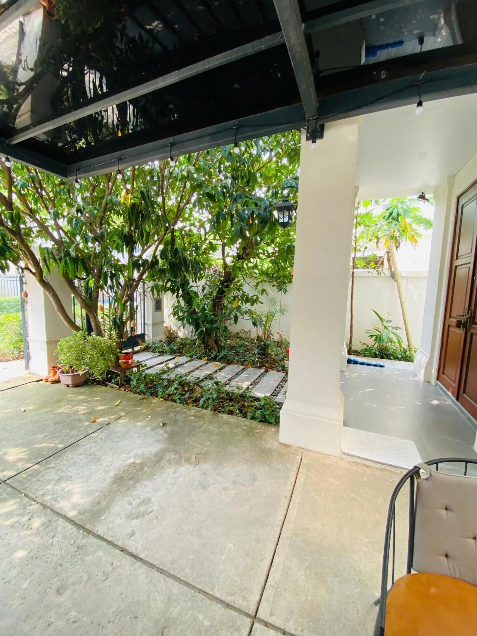 Patio in Thong Dong Homestay