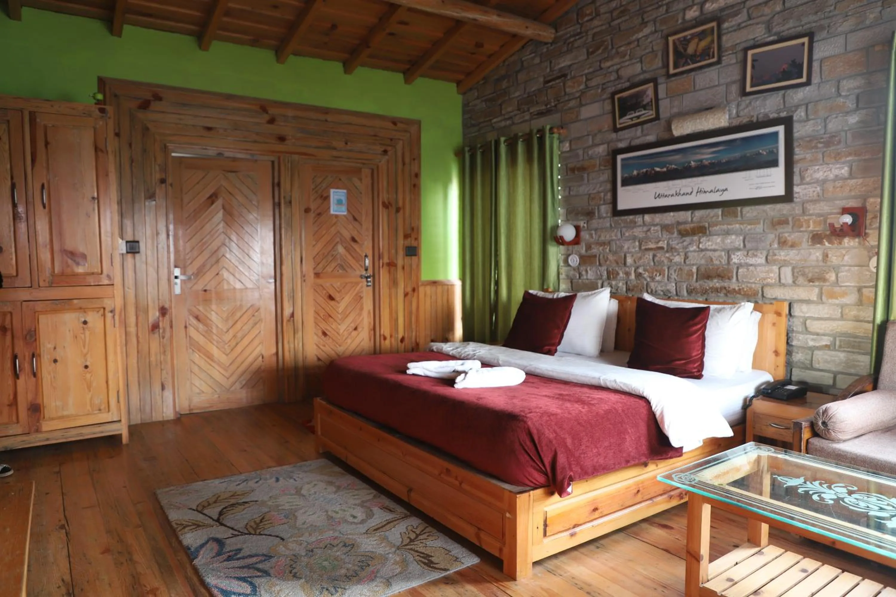 Kasar Himalaya Holiday Home