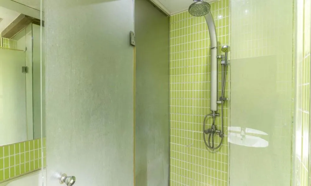 Shower in Dongtan BobosHotel