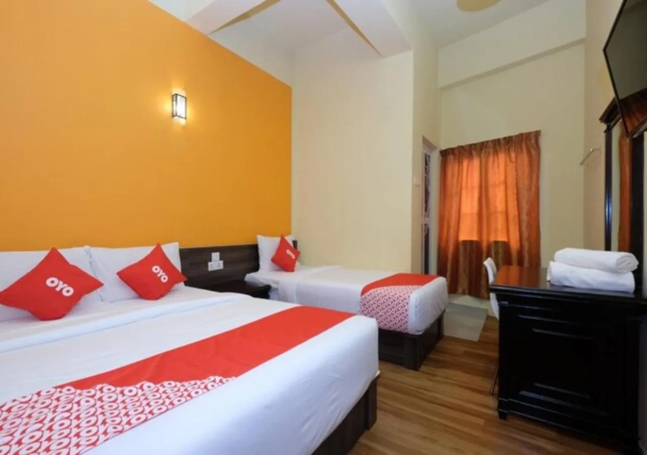 Bed in Hotel Tudor Home Inn Cameron Highlands