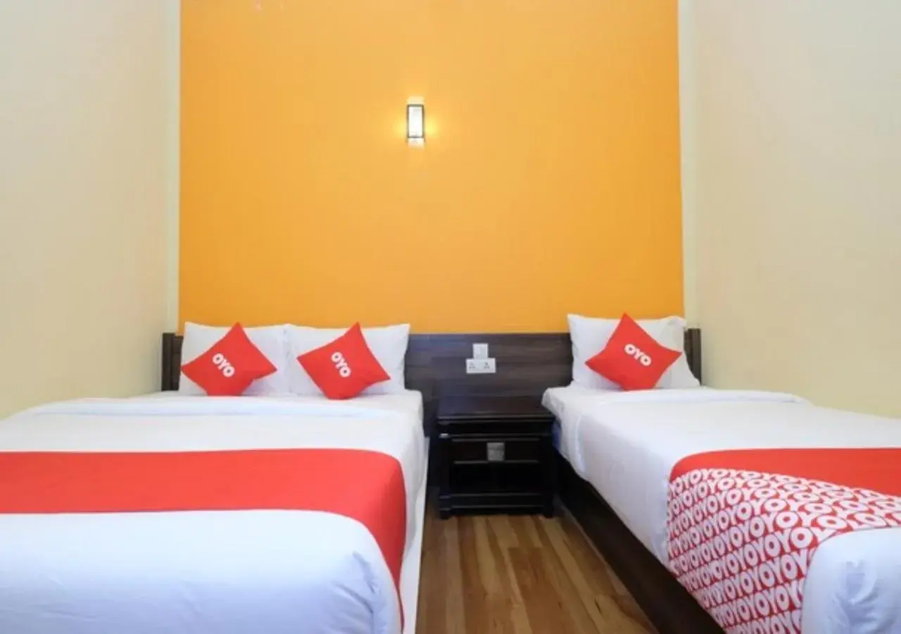 Photo of the whole room, Bed in Hotel Tudor Home Inn Cameron Highlands Photo of the whole room, Bed in Hotel Tudor Home Inn Cameron Highlands