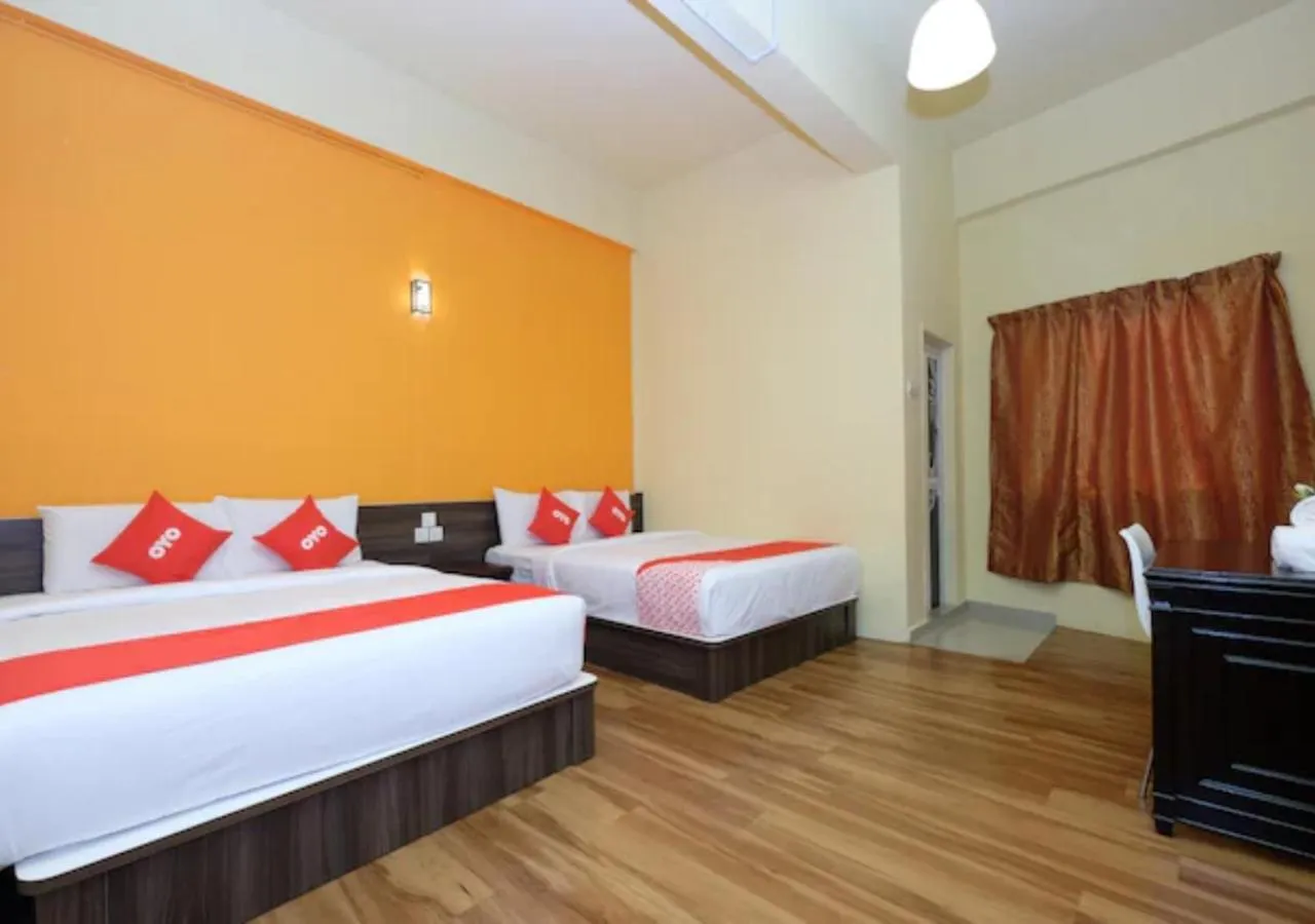 Bed in Hotel Tudor Home Inn Cameron Highlands