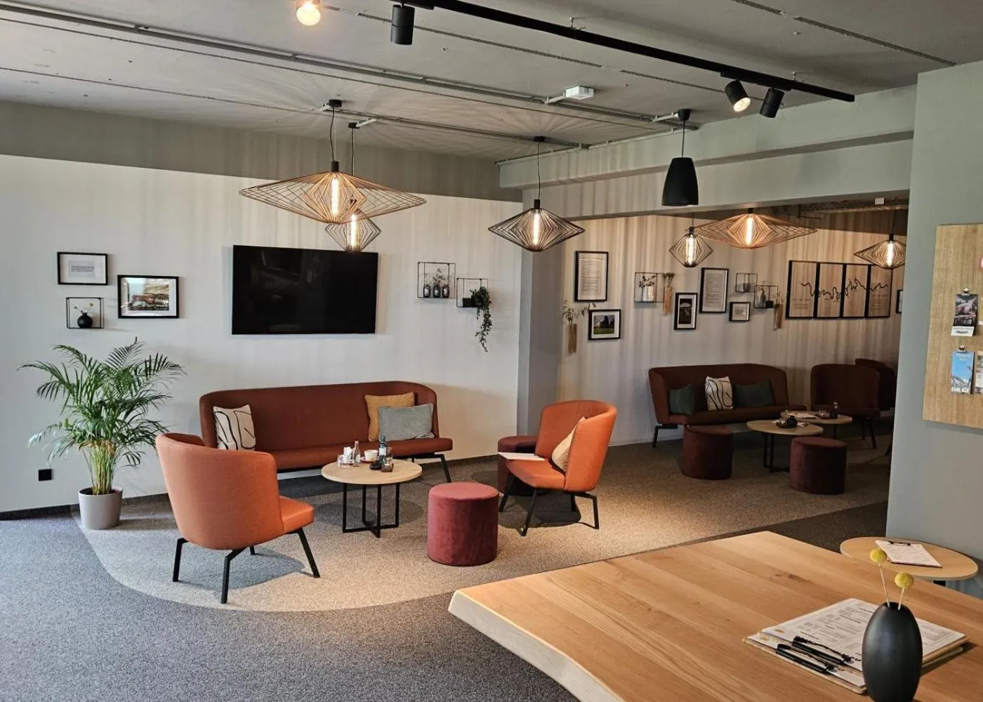 Lounge or bar in JUFA Hotel Bernkastel-Kues
