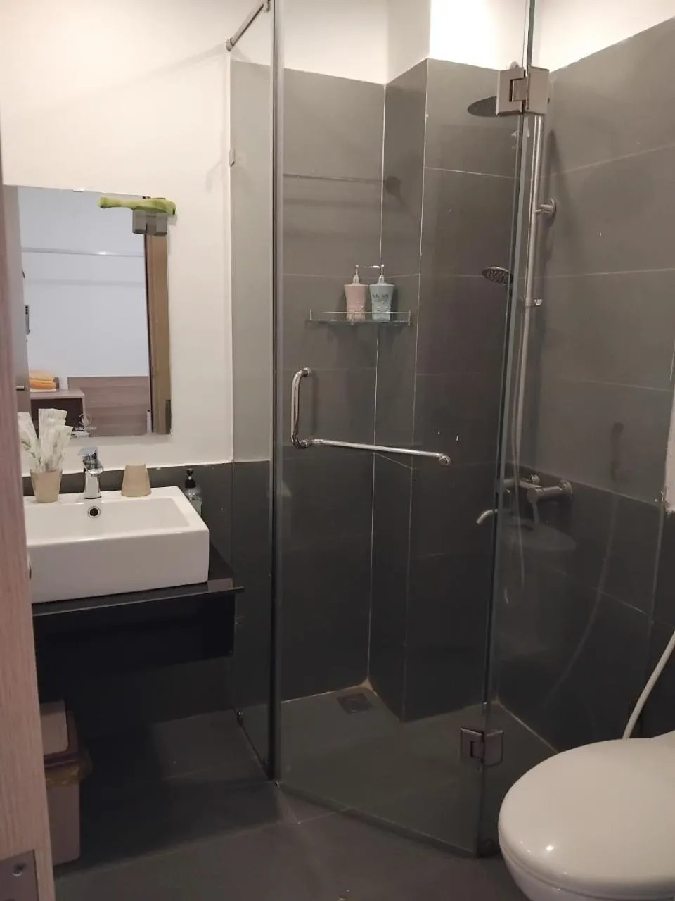 Shower in Vindy House