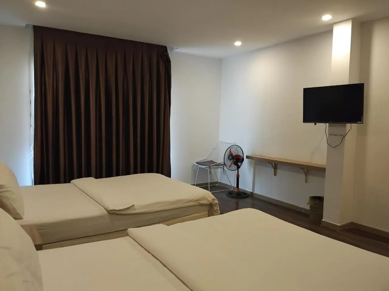 Bed in Vindy House