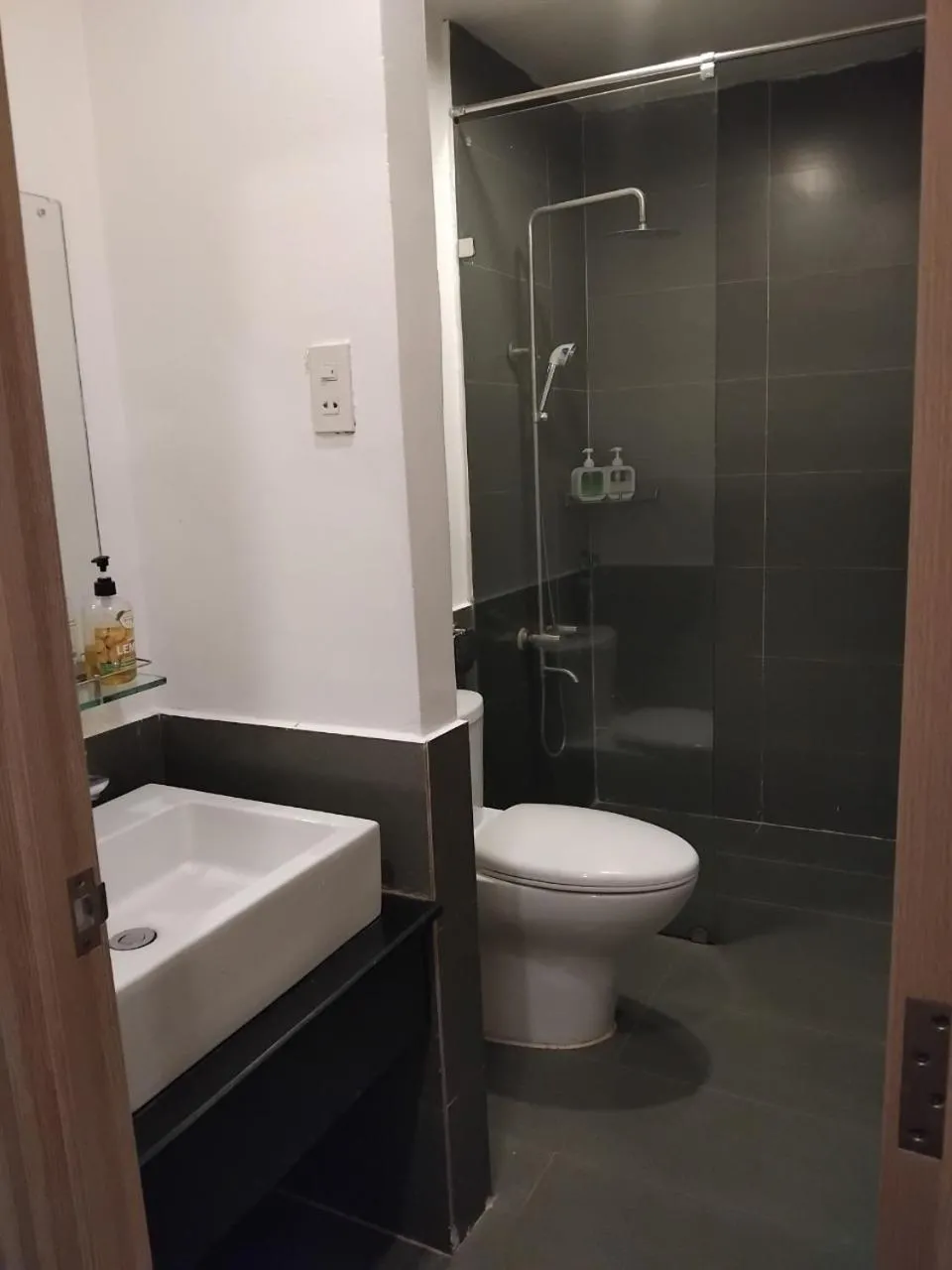 Shower in Vindy House