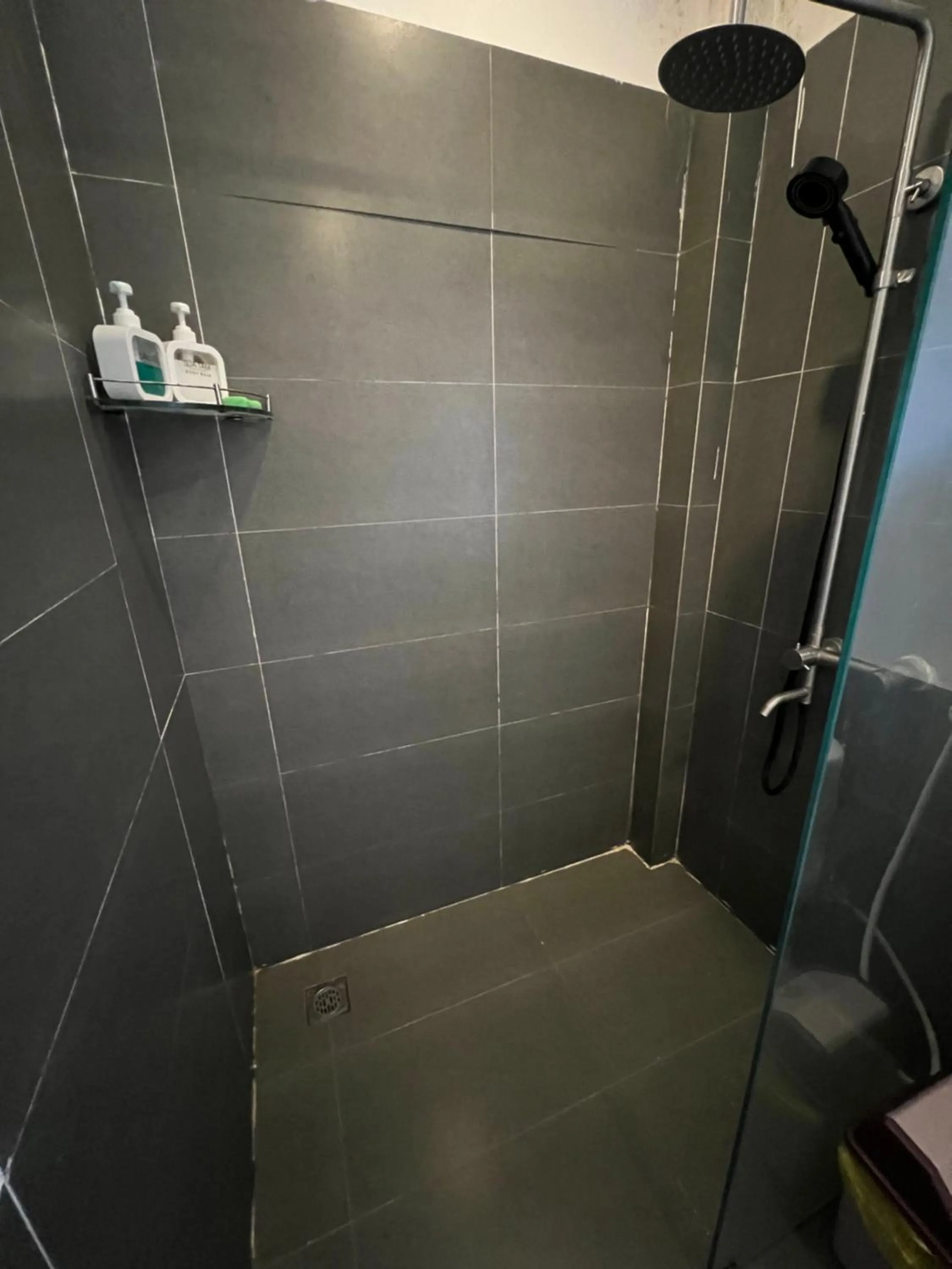 Shower in Vindy House