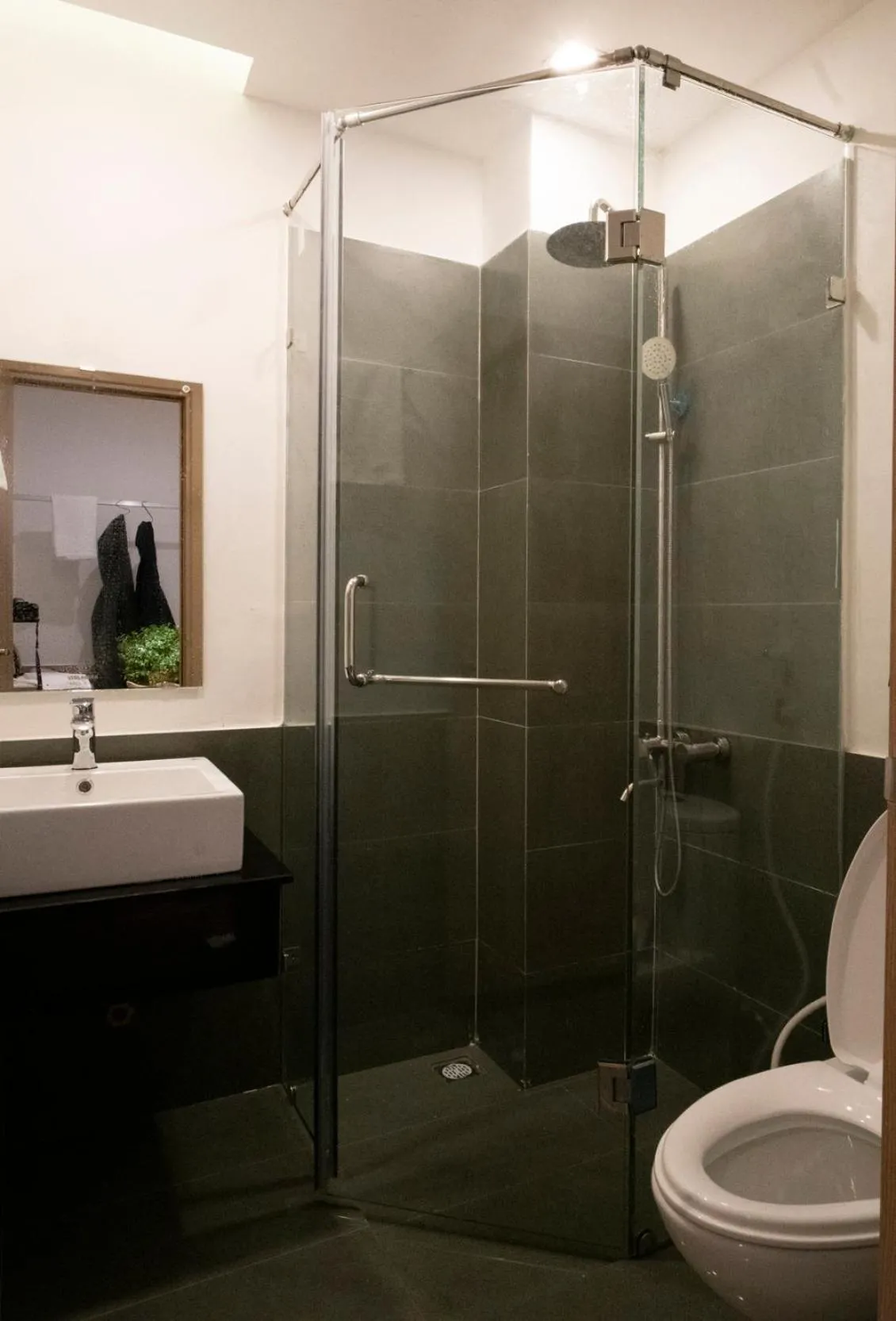 Shower in Vindy House