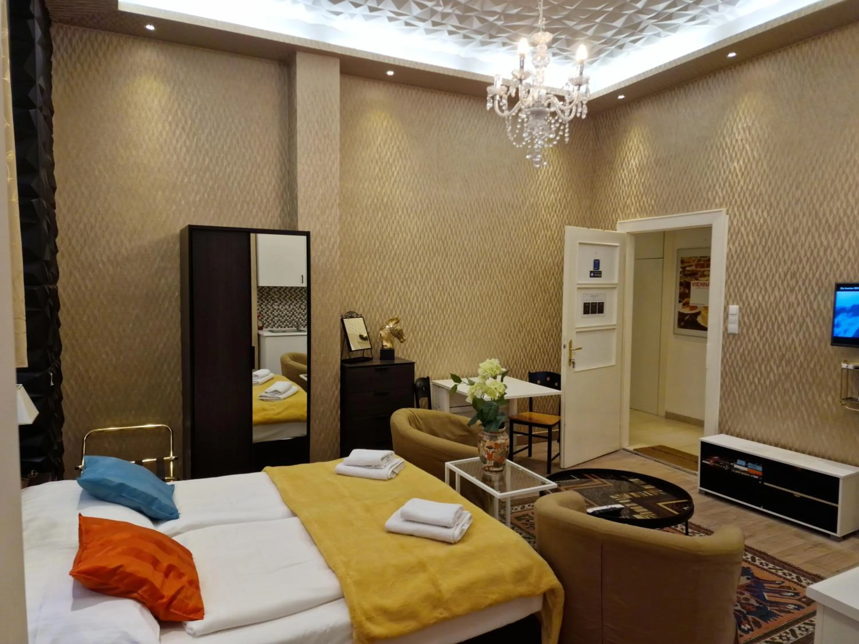 Bedroom, Bed in Urban Flats Vienna City Center