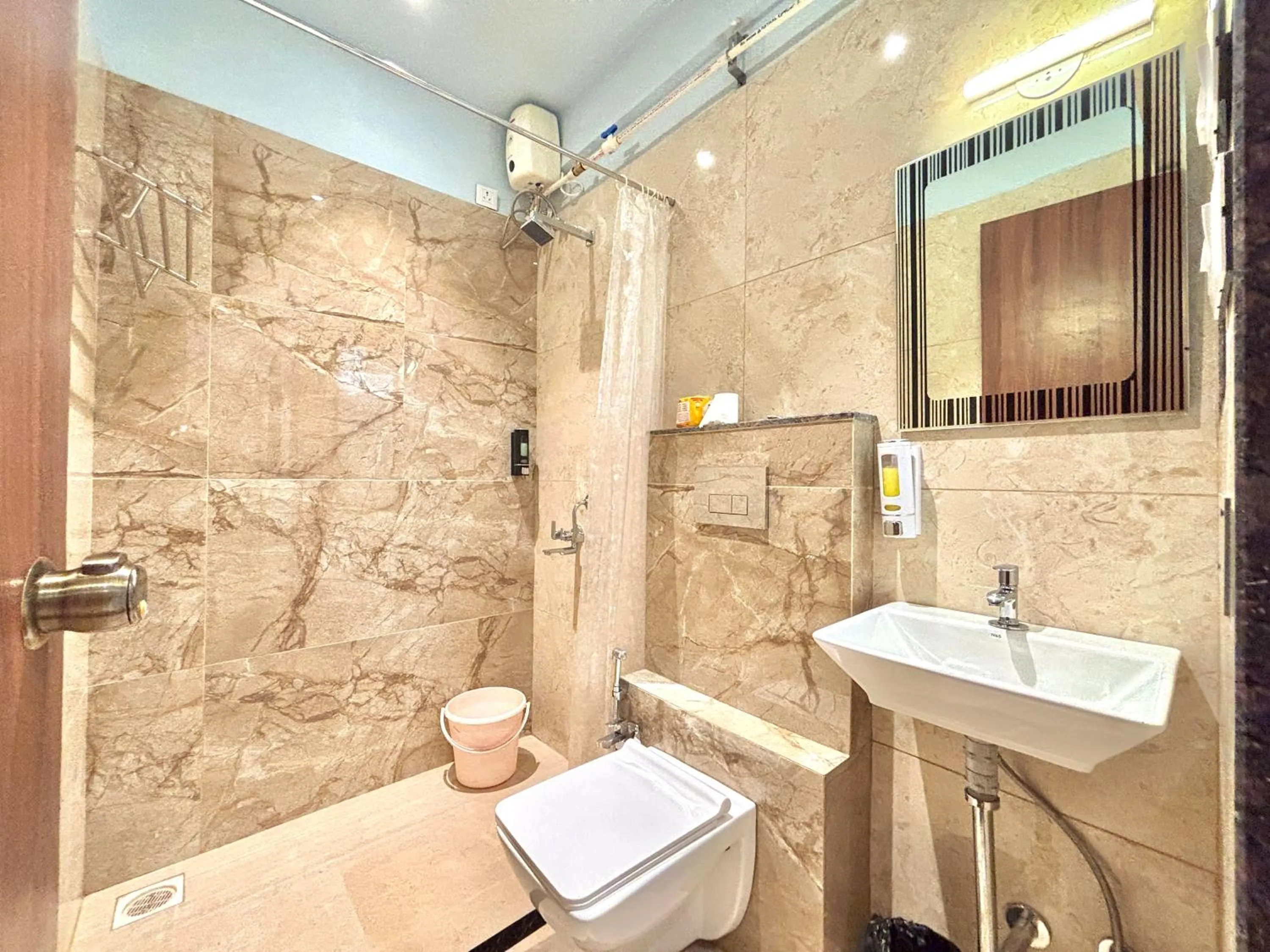 Toilet in Misty Blue Resort and Villas