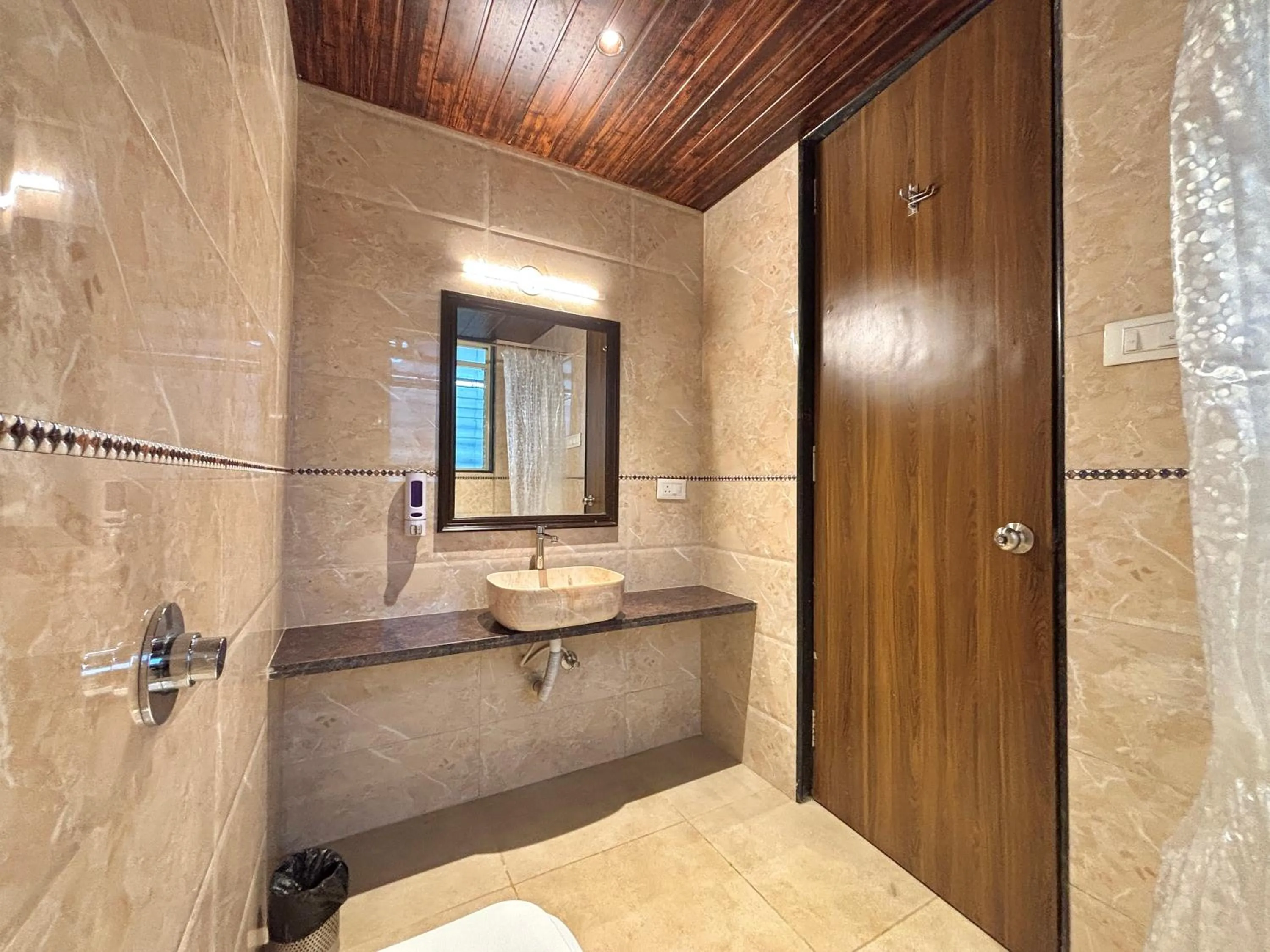 Toilet in Misty Blue Resort and Villas