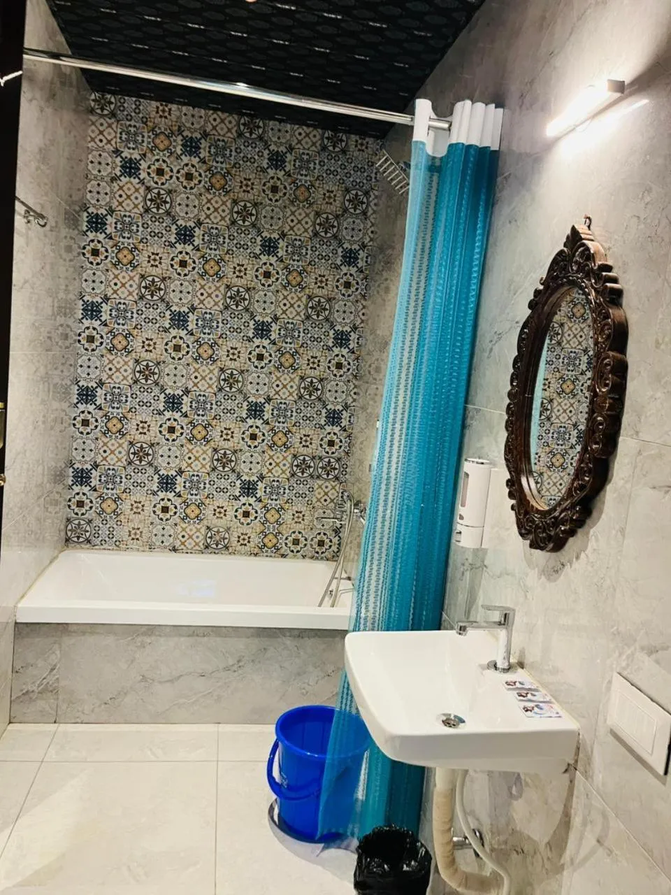 Shower in Misty Blue Resort and Villas