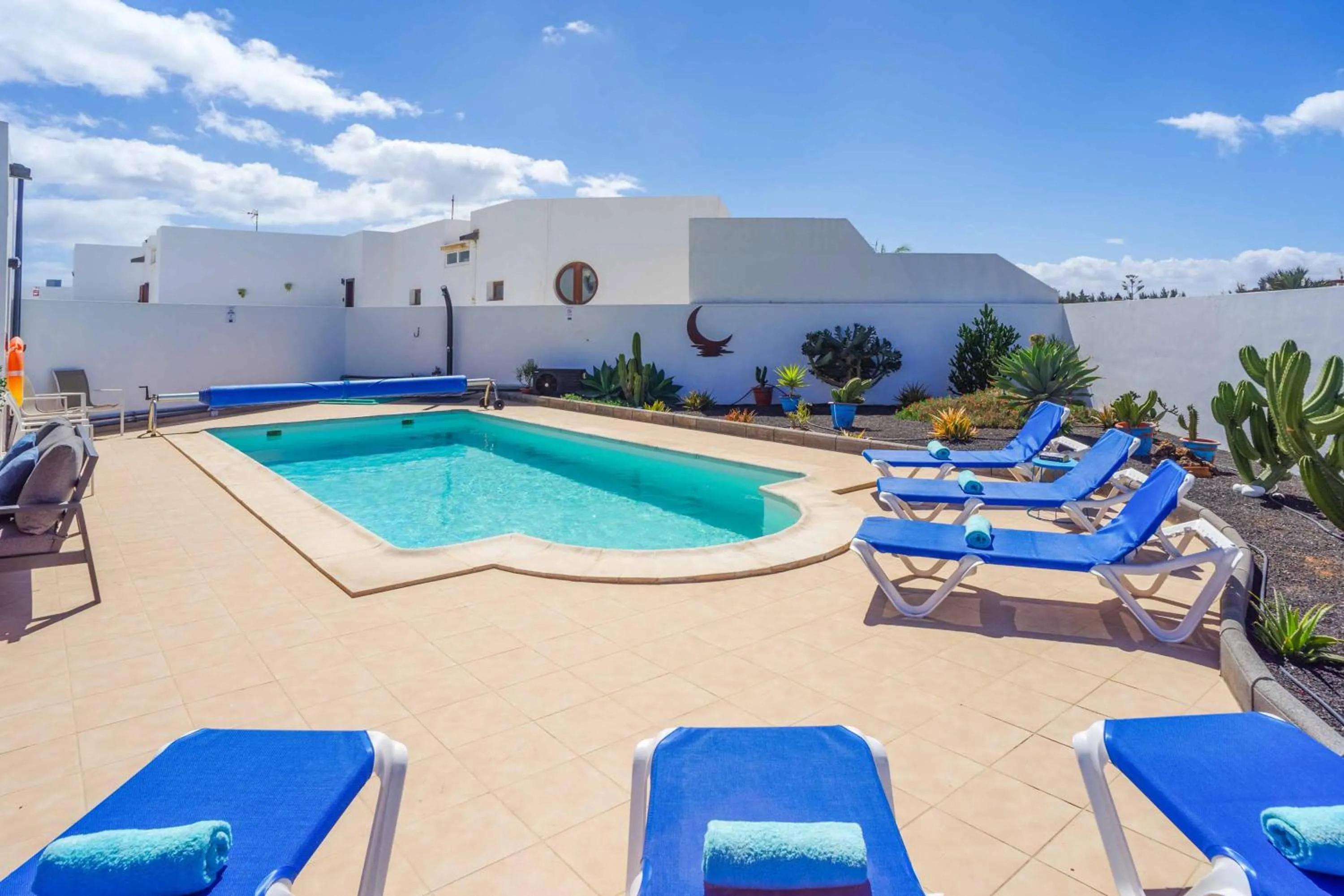 Villa Luar