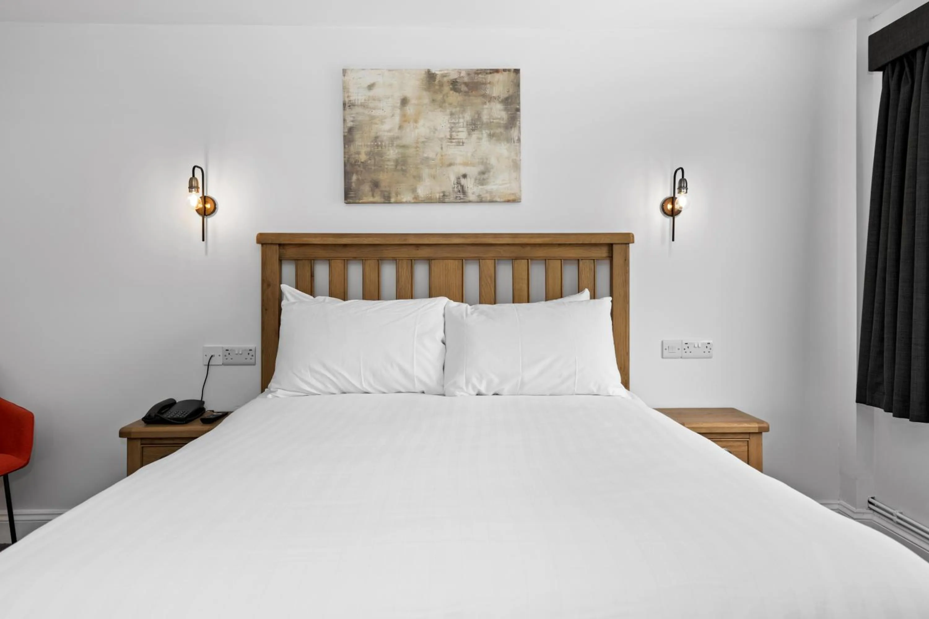 Bed in Best Western Priory Hotel