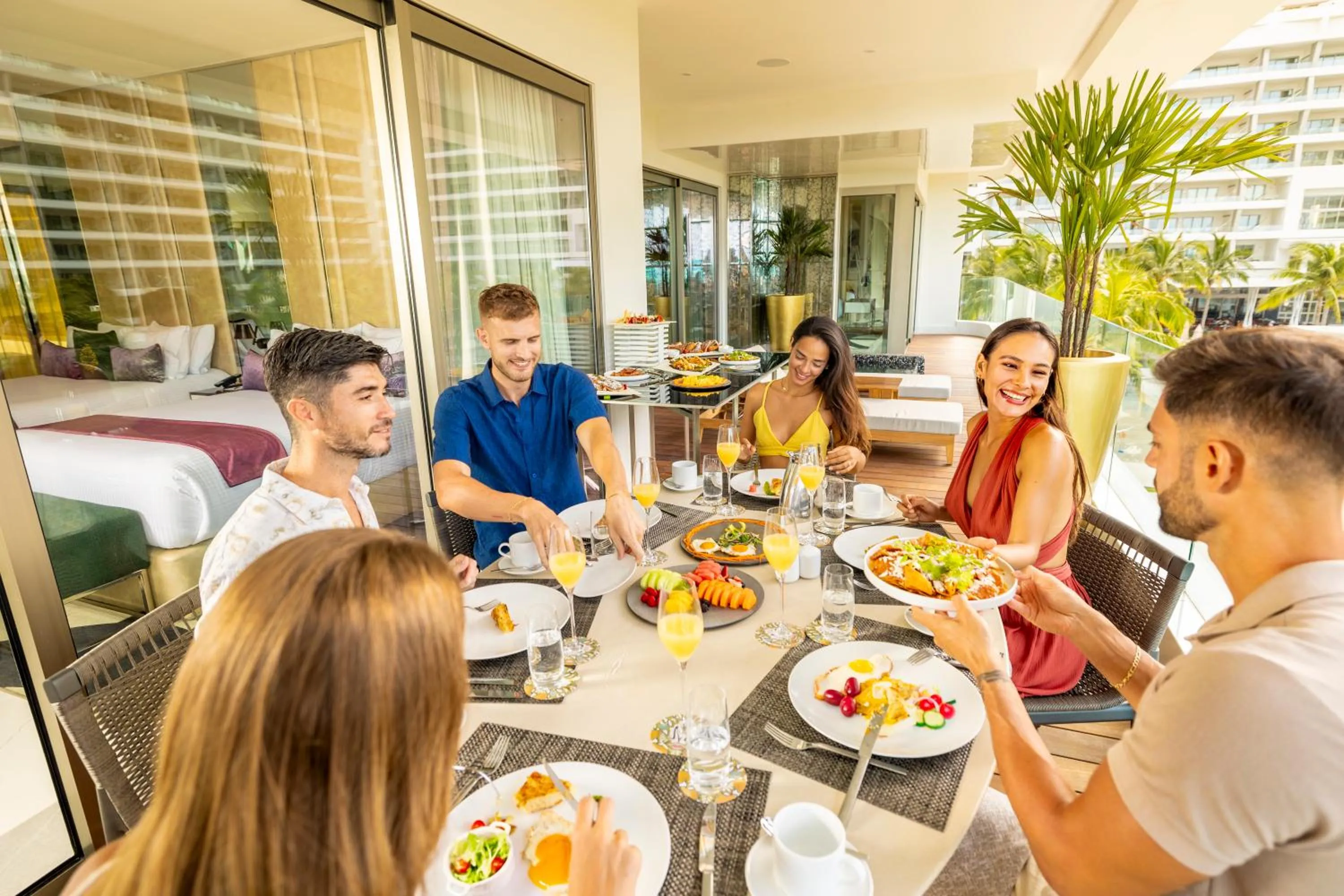 Meals in Hotel Mousai Cancun Adults Only