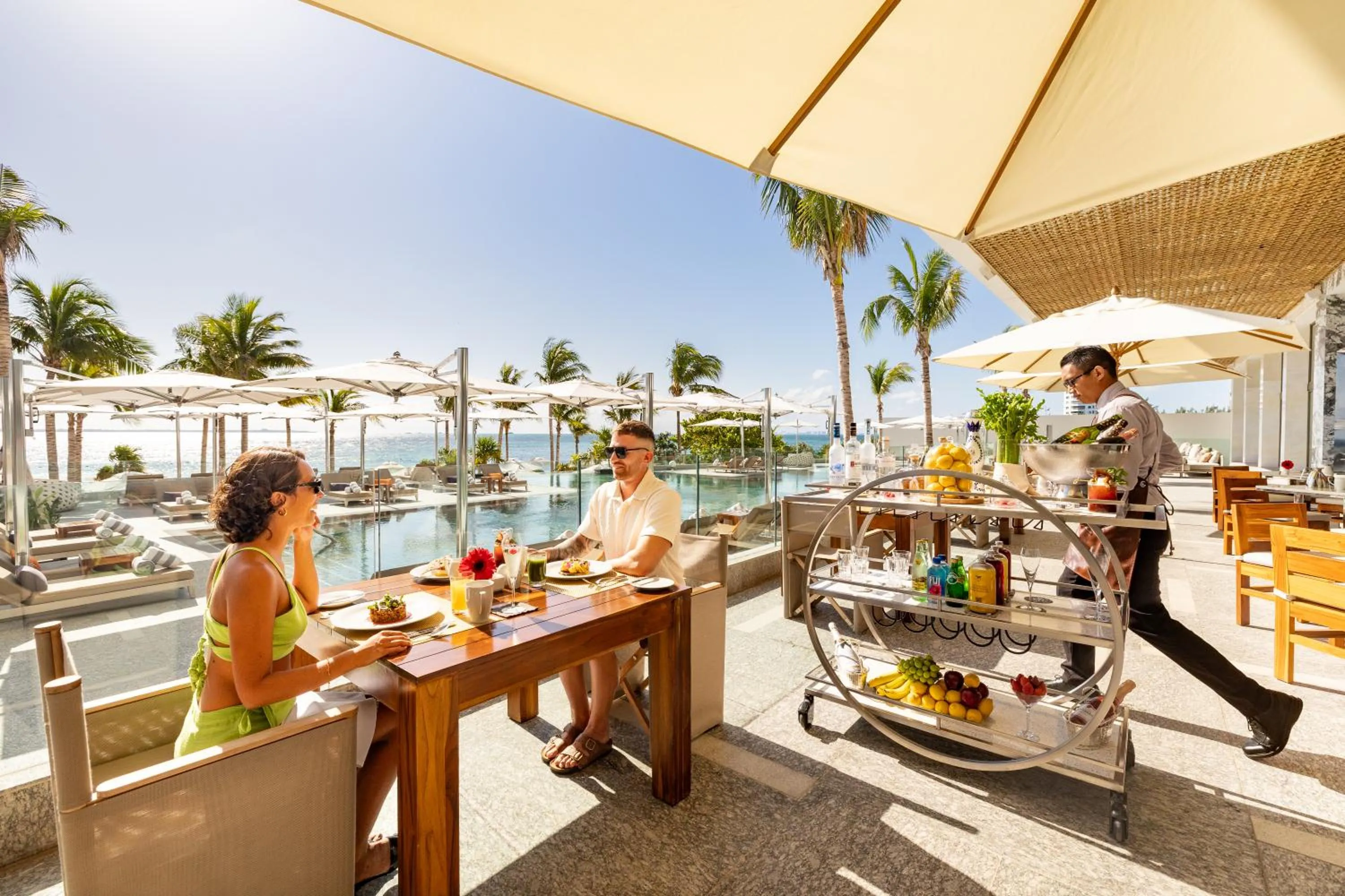 Restaurant/places to eat in Hotel Mousai Cancun Ocean Front Adults Only