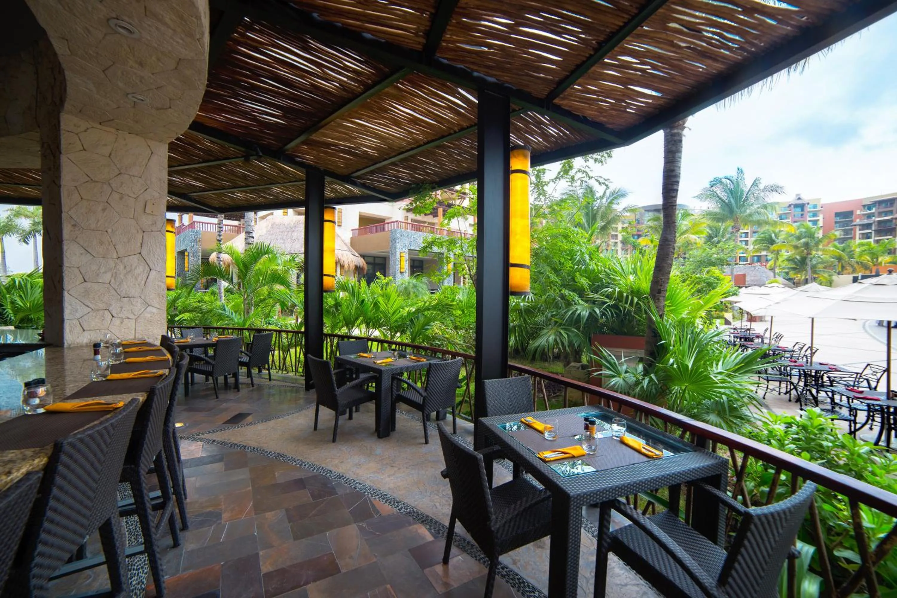 Restaurant/places to eat in Hotel Mousai Cancun Adults Only