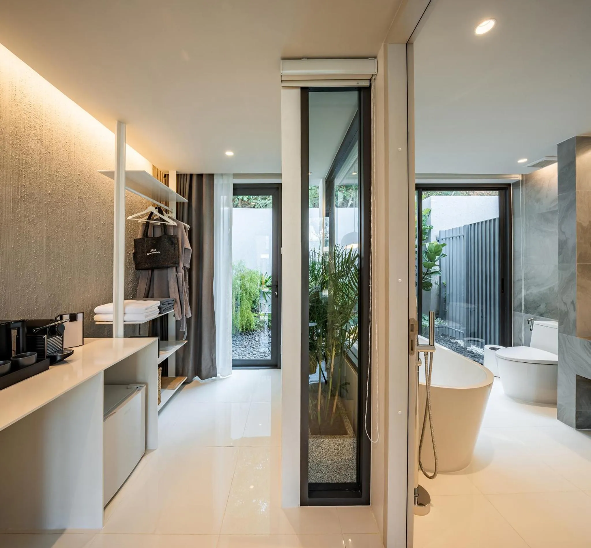 Bathroom in Rhy.a Private Pool Villa