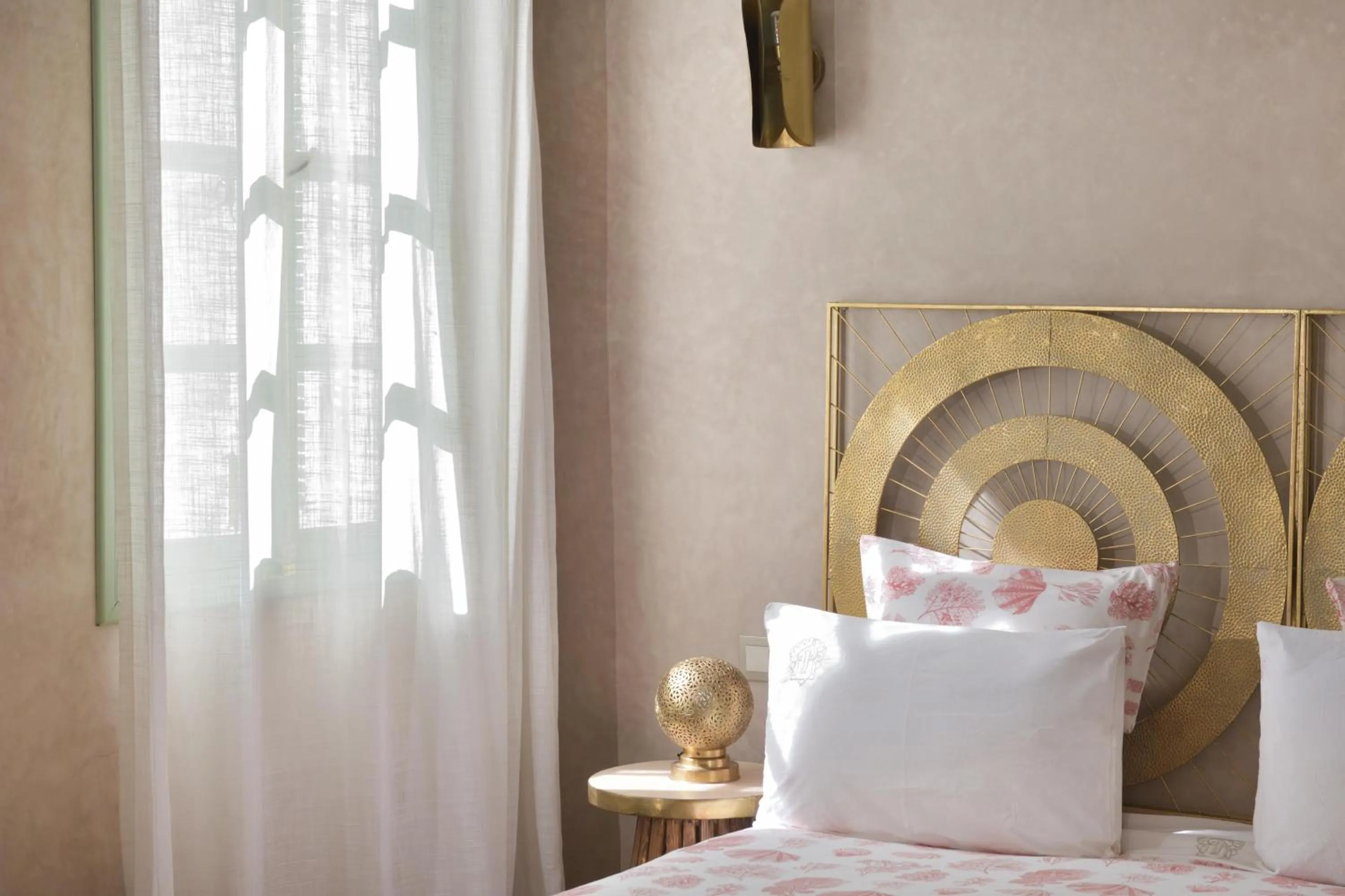 Bed in Riad Palau Marrakech