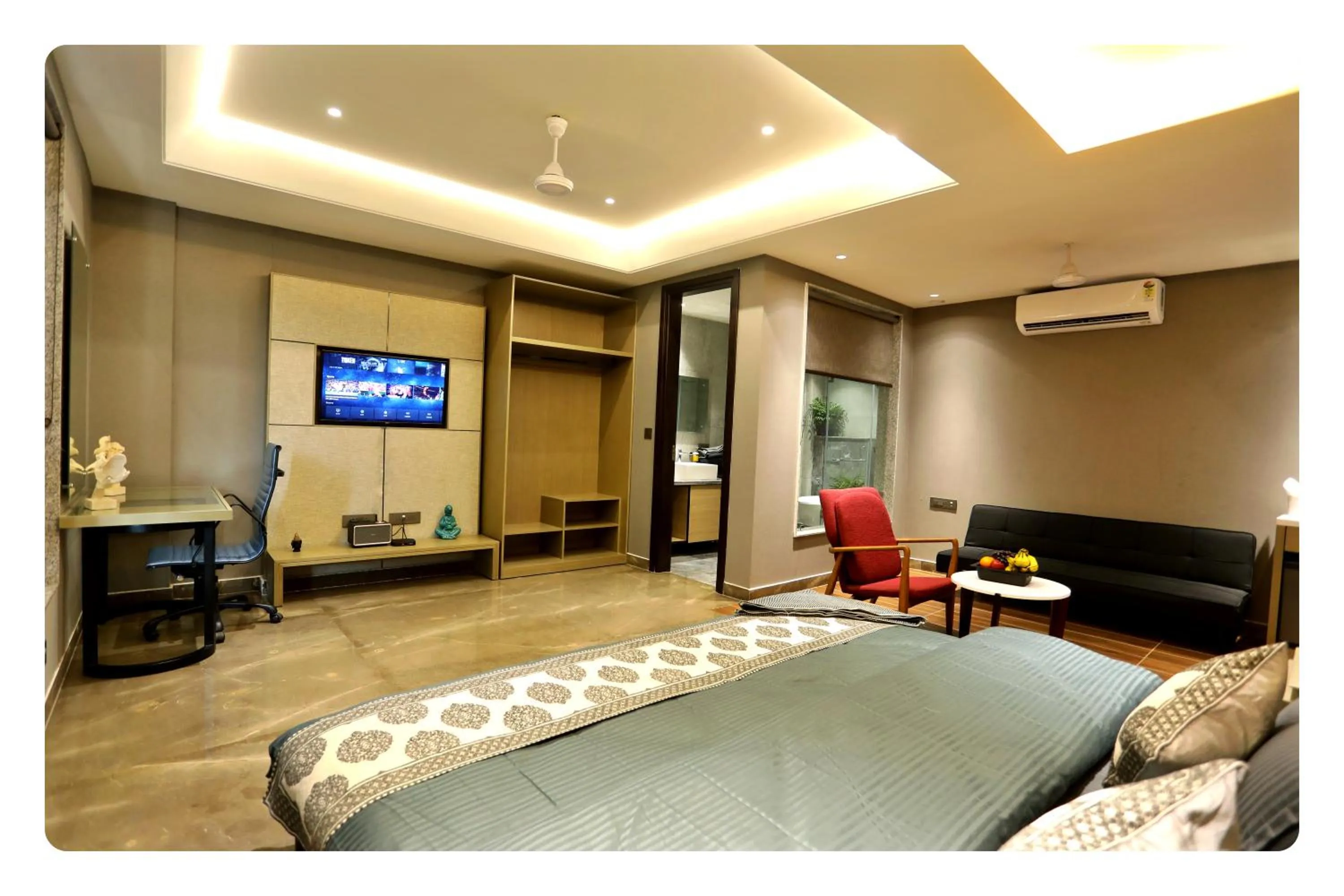 Bed in KRYC Luxury Living near Indraprastha Apollo Hospital