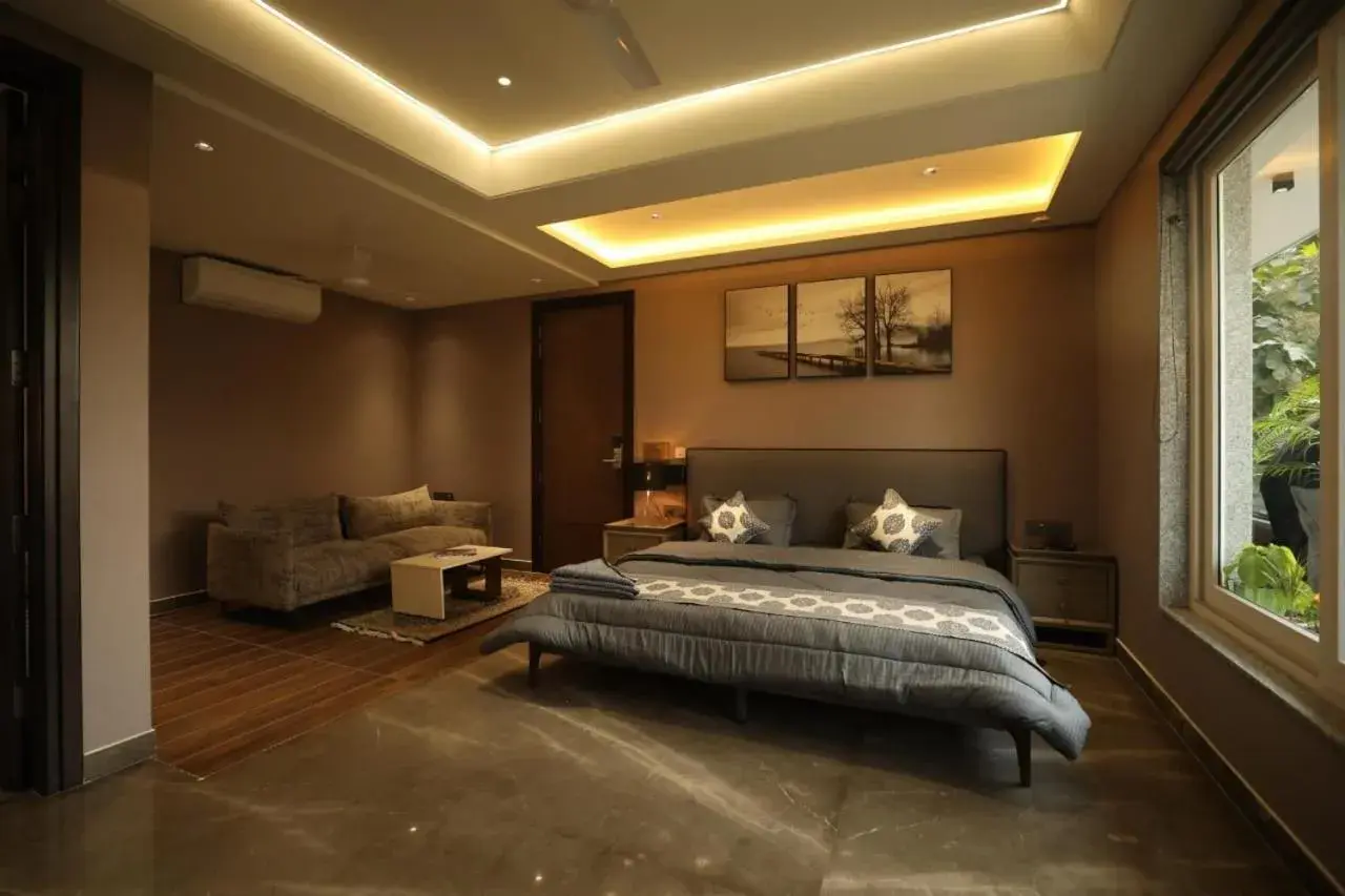 Property building, Bed in KRYC Luxury Living near Indraprastha Apollo Hospital Property building, Bed in KRYC Luxury Living near Indraprastha Apollo Hospital