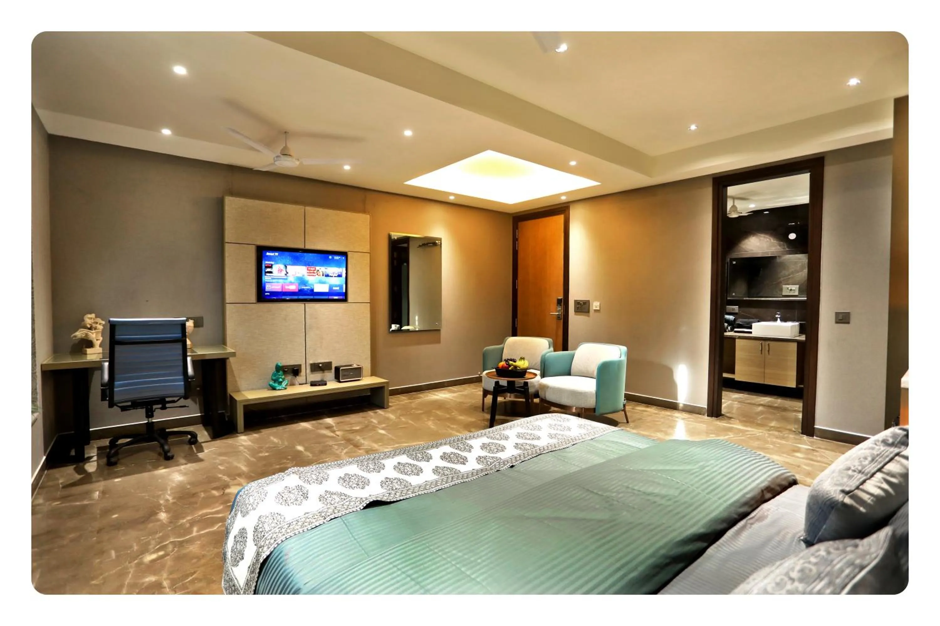 Bedroom, Bed in KRYC Luxury Living near Indraprastha Apollo Hospital
