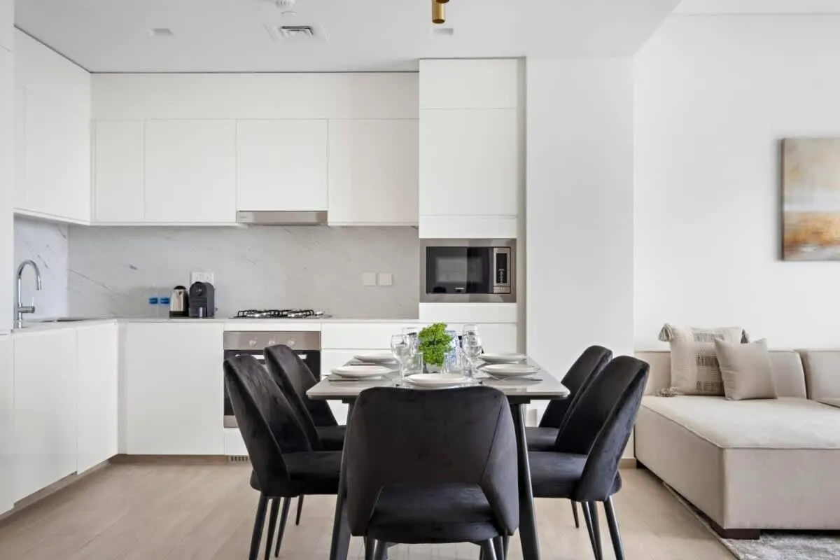 Amazing 2br with a lagoon view in Creek Harbour