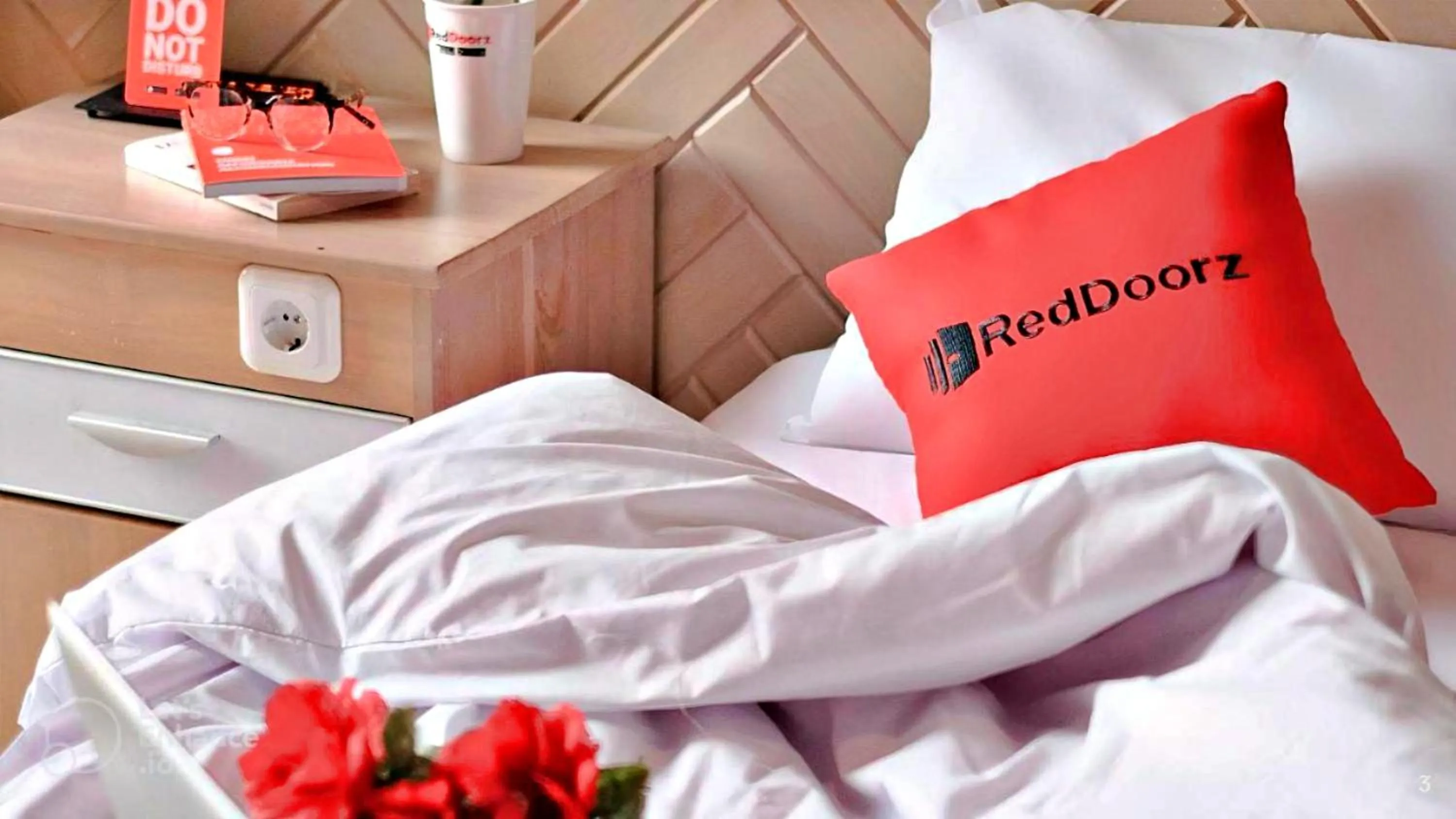 Bed in HANZ Quynh Giang Hotel