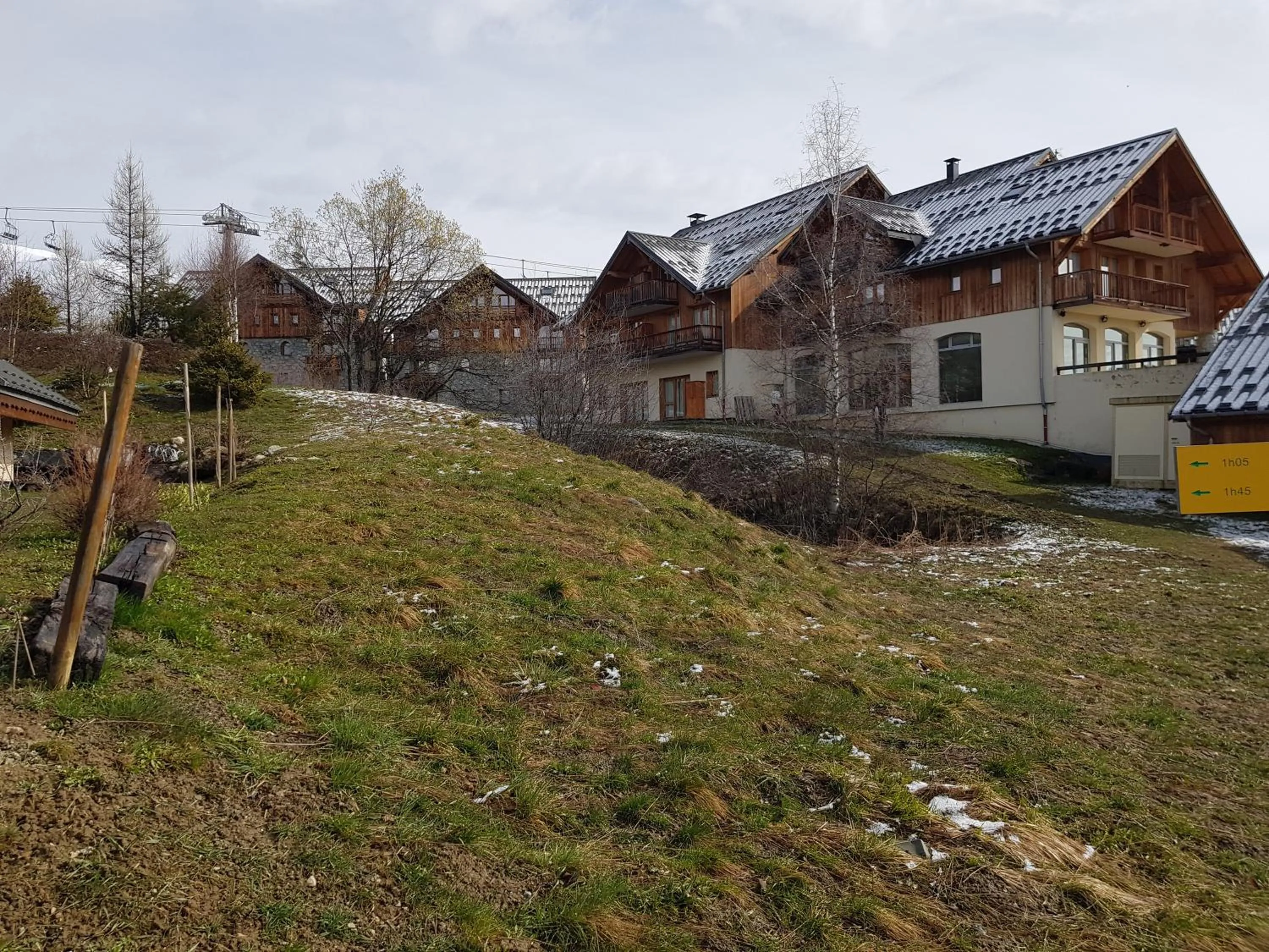 Property building in Les balcons des aiguilles