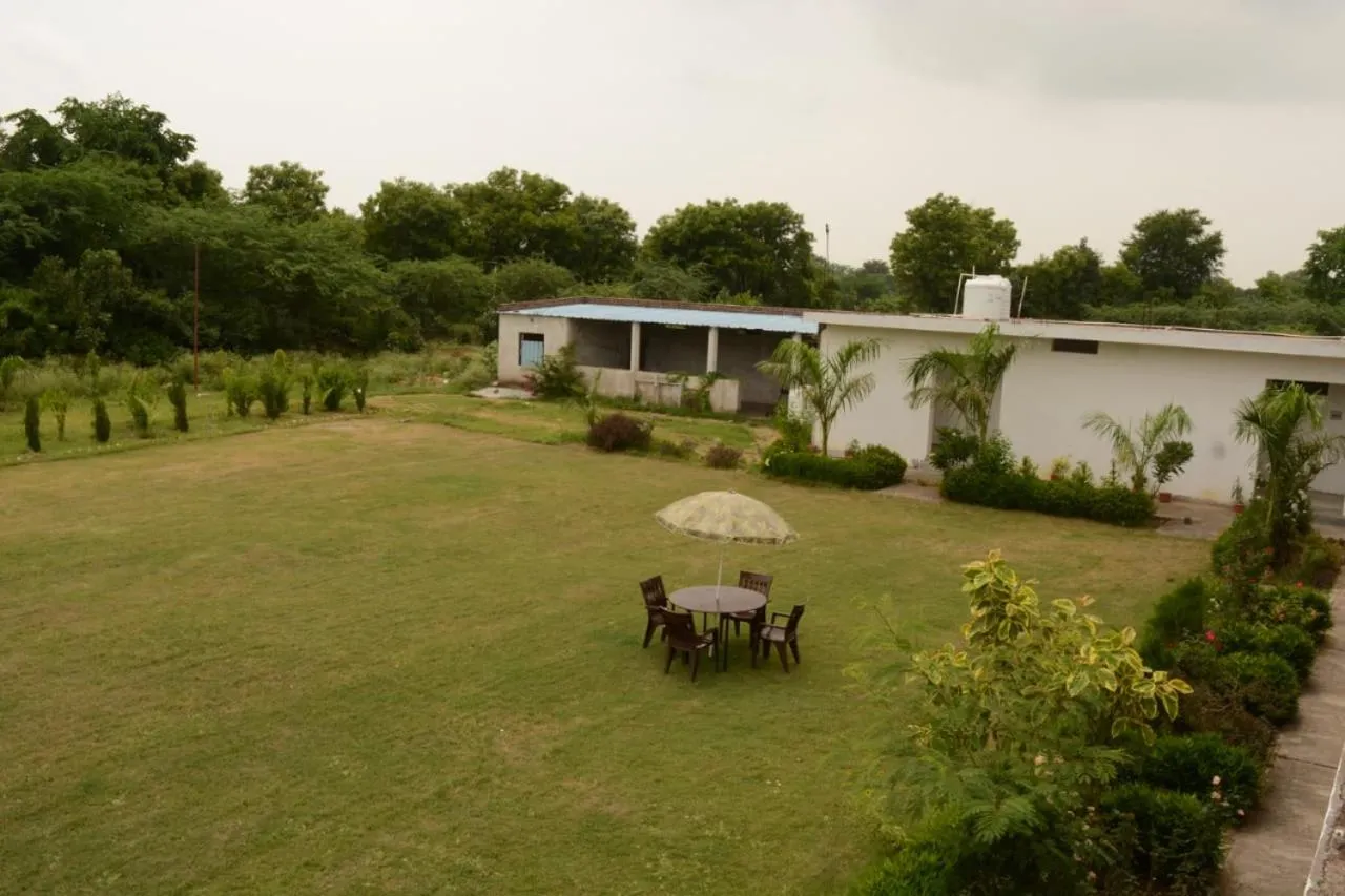 Hotel Radha Rani Mahal