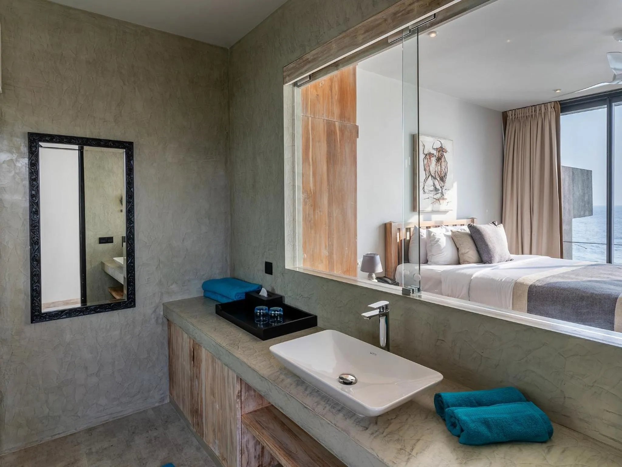 Bathroom, Bed in DORMERO Hotel Sri Lanka Hikkaduwa Beach