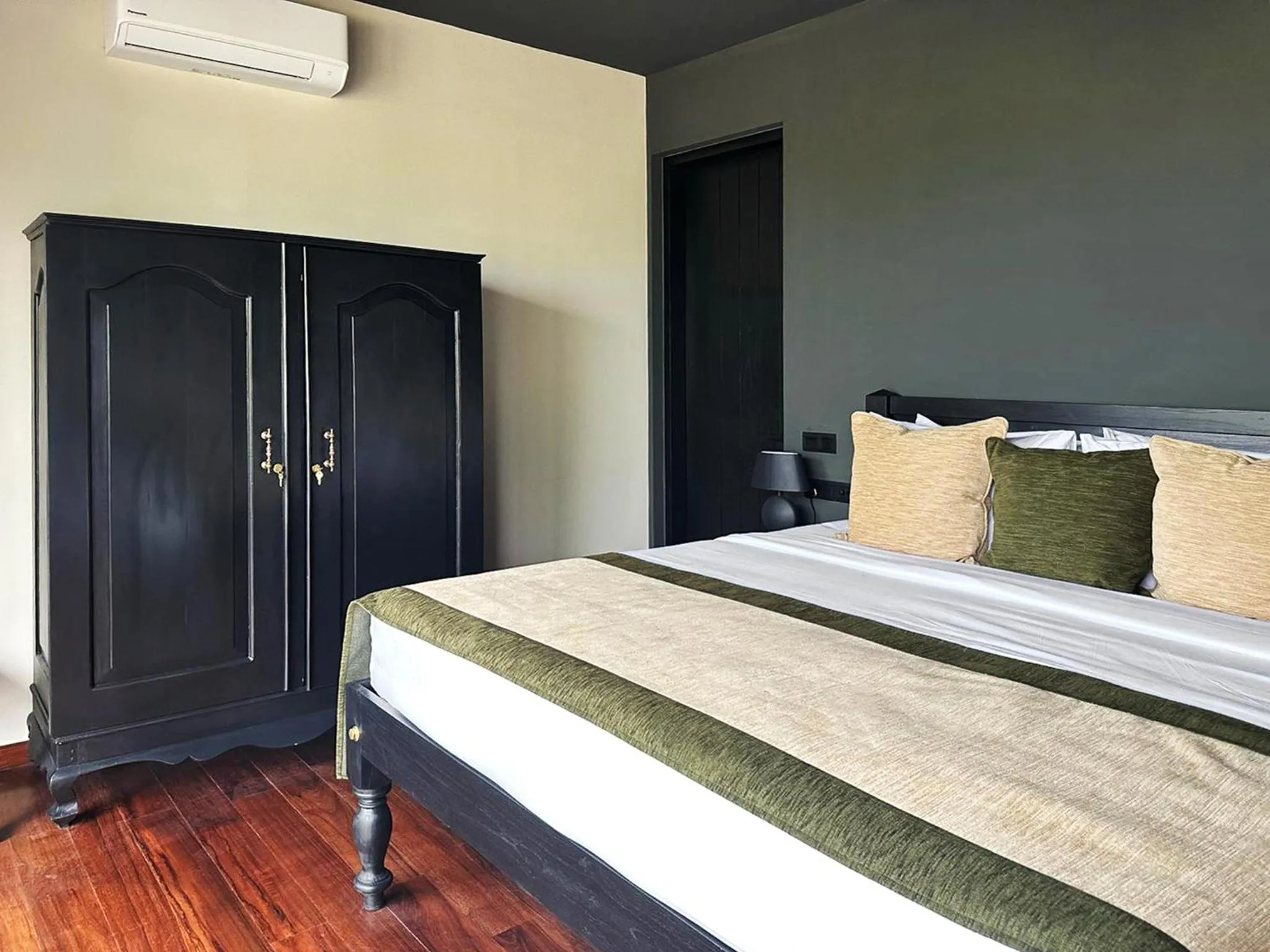 Photo of the whole room, Bed in DORMERO Hotel Sri Lanka Hikkaduwa Beach