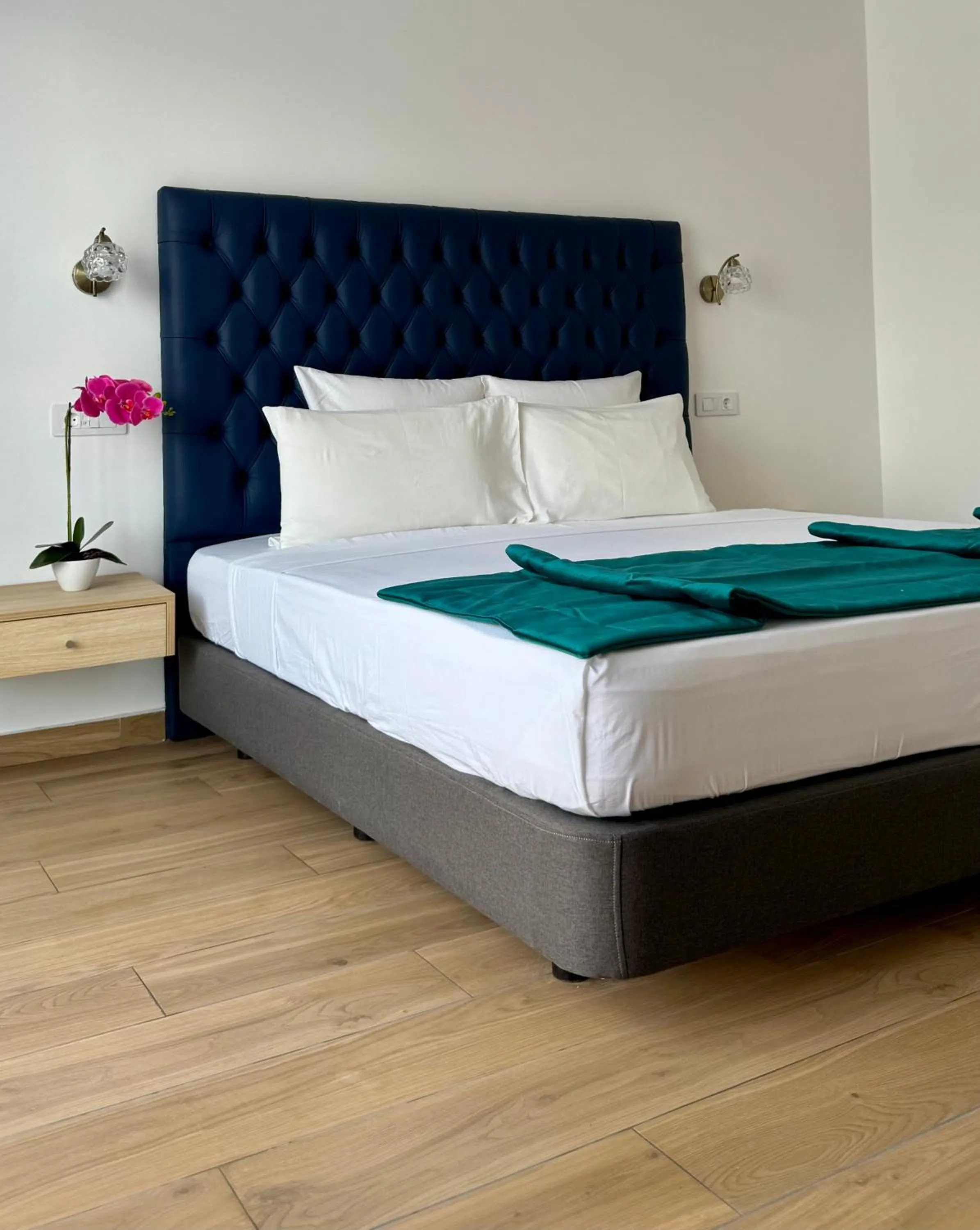 Bed in Hôtel Blue Sky