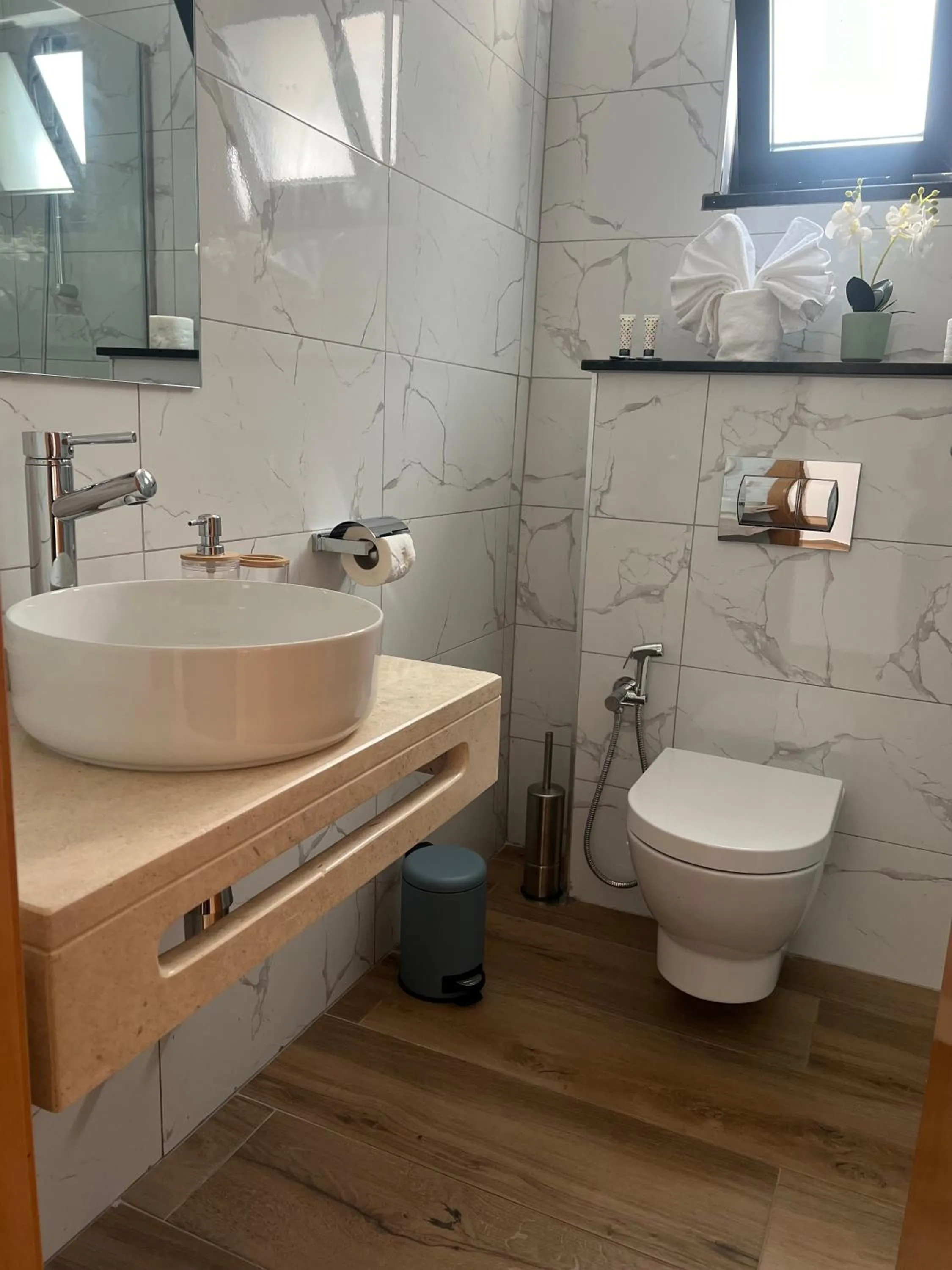 Bathroom in Hôtel Blue Sky