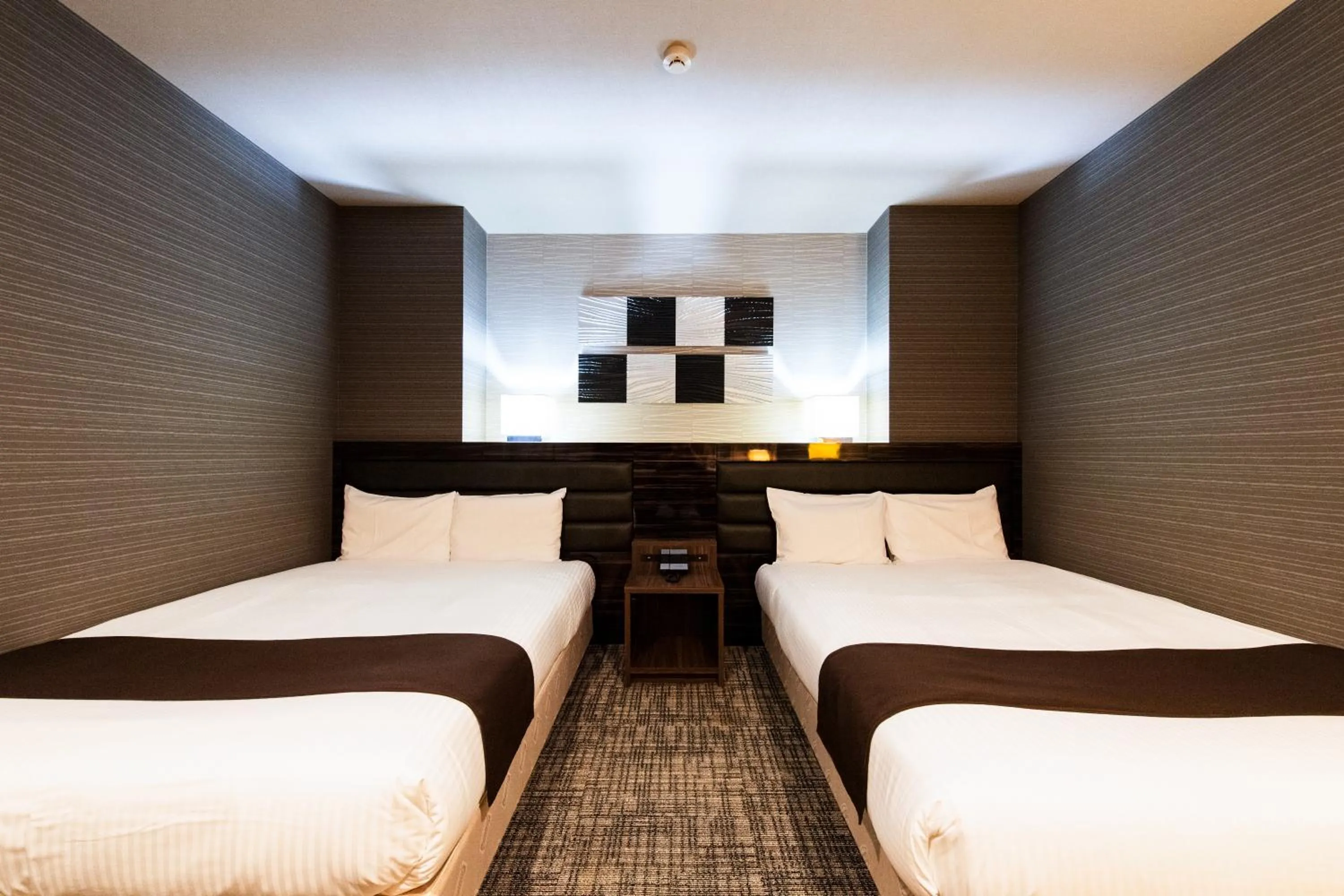 Photo of the whole room, Bed in Urvest Hotel Kamata