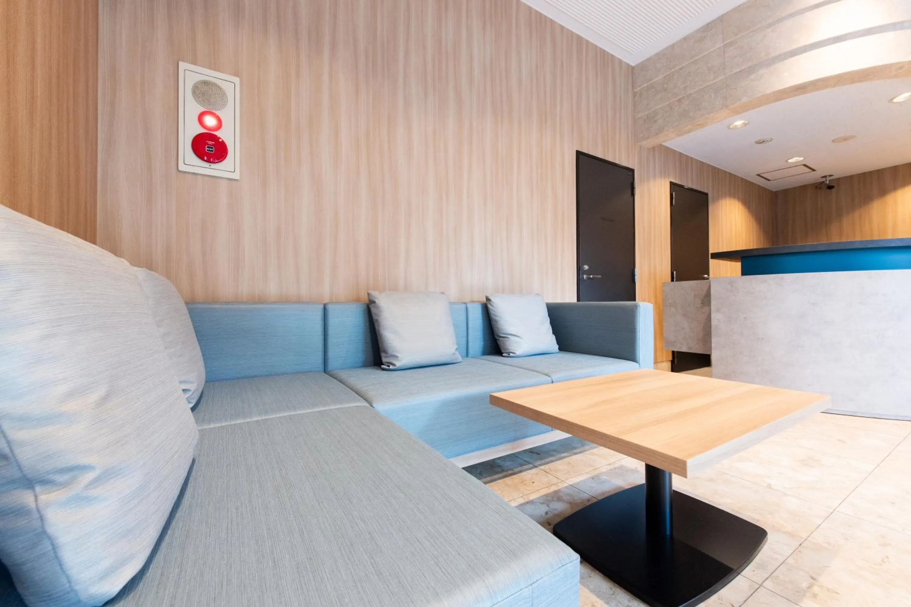 Lobby or reception in Urvest Hotel Kamata