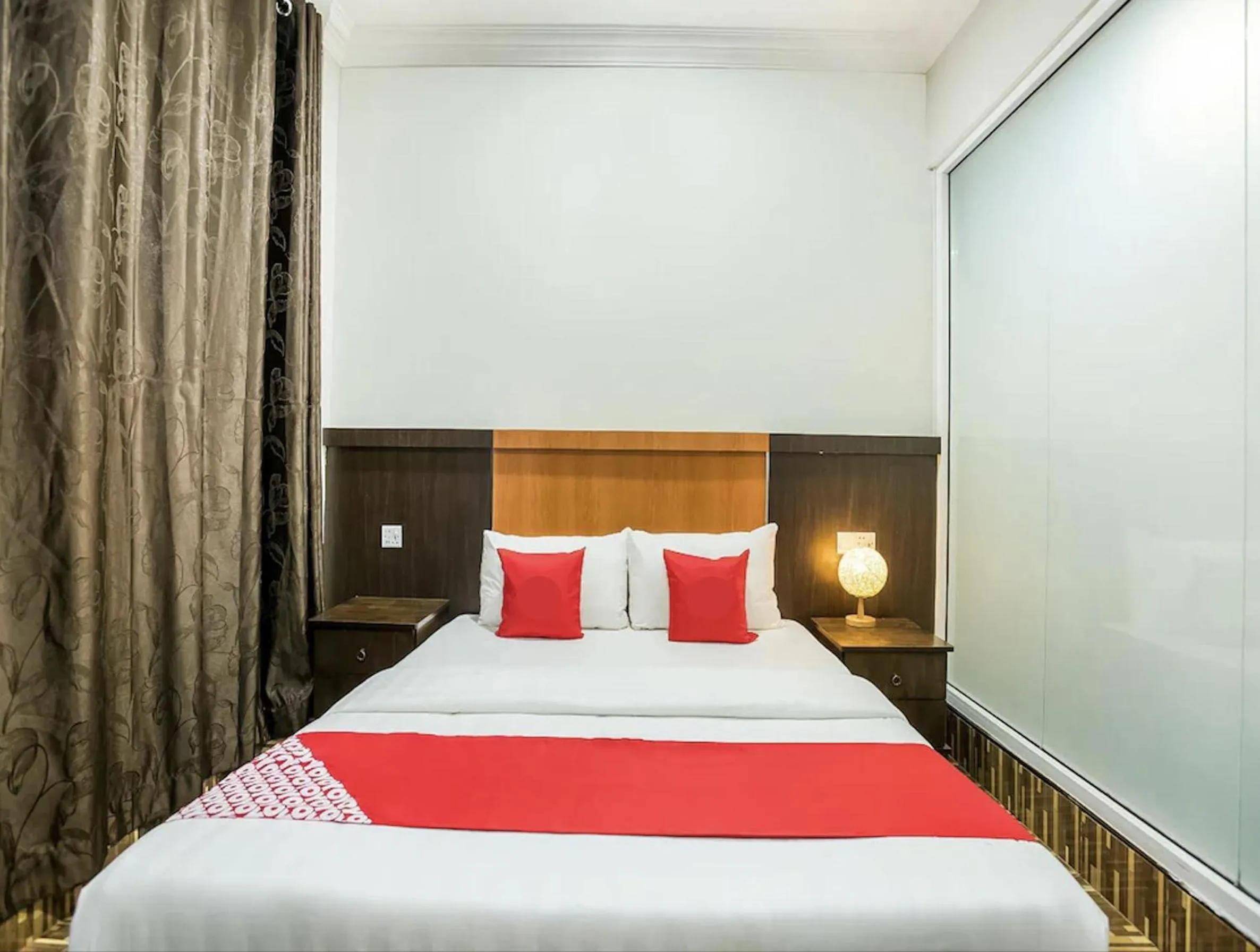 Deluxe Queen Room in Grand Inn Hotel Semporna