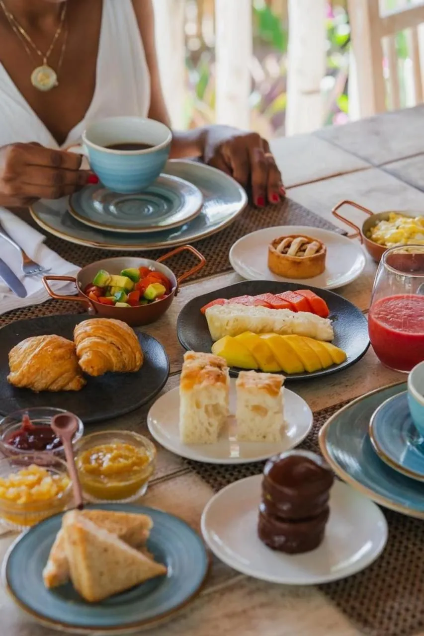 Breakfast in Villa Maree Bahia