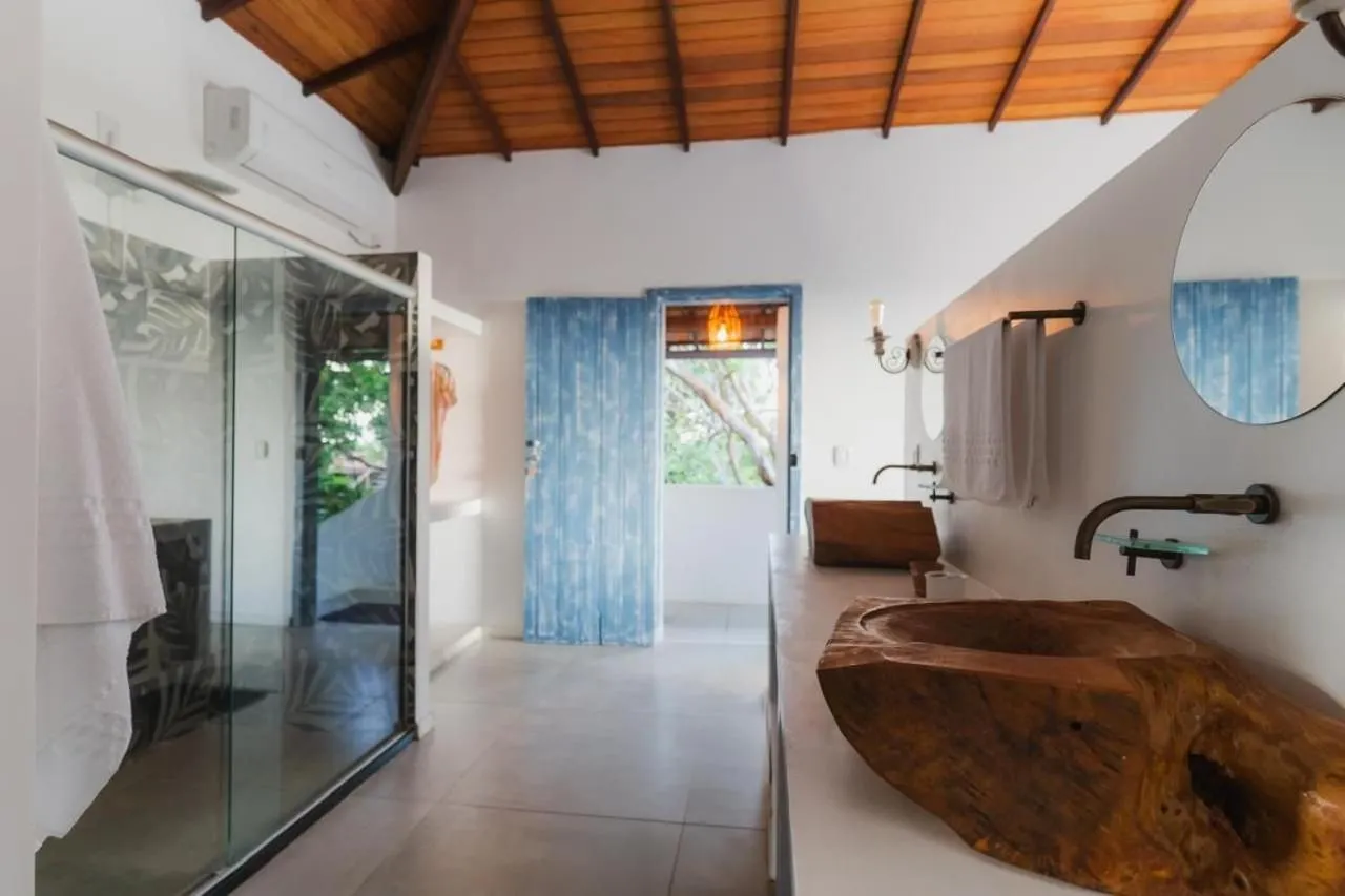 Toilet in Villa Maree Bahia