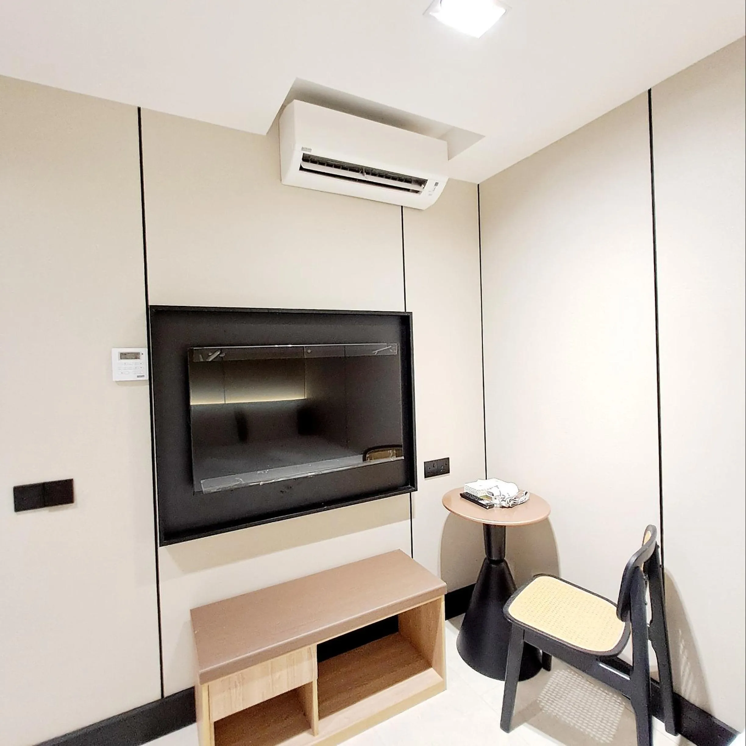 Urban Inn, Salak Tinggi